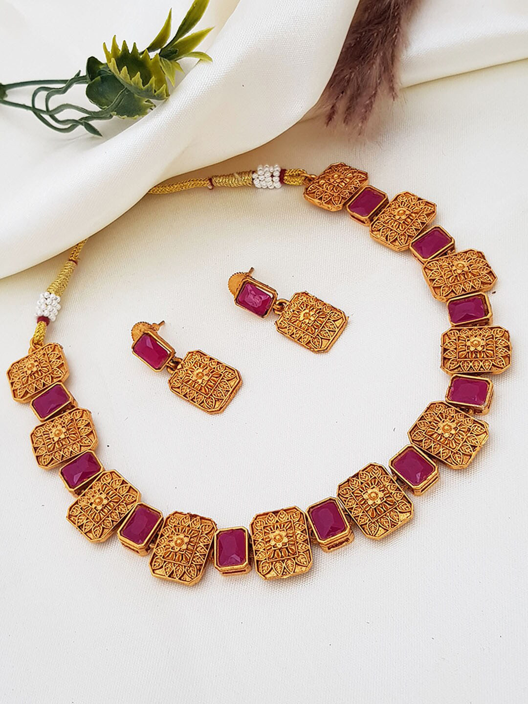 

GRIIHAM Gold-Plated & Pink Stone-Studded Jewellery Set