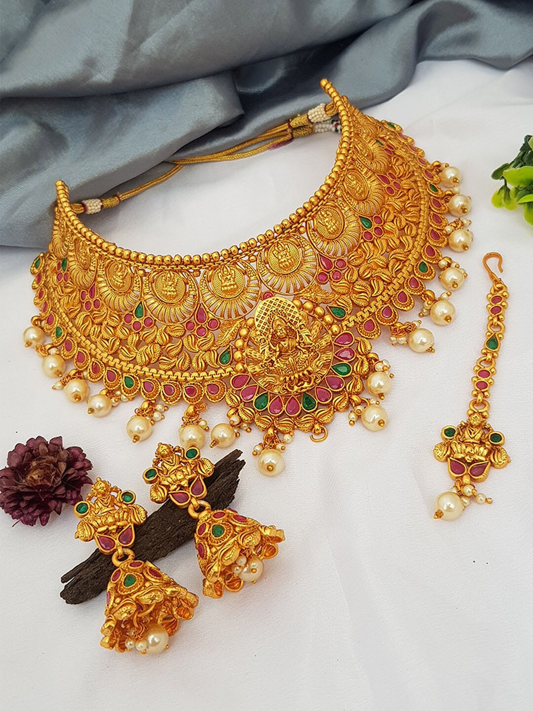

GRIIHAM Gold-Plated Red & Green AD-Studded Jewellery Set