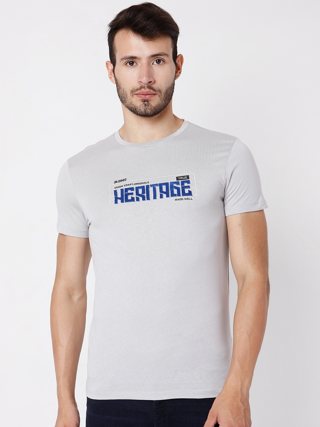 

Rex Straut Jeans Men Grey Typography Printed Slim Fit T-shirt