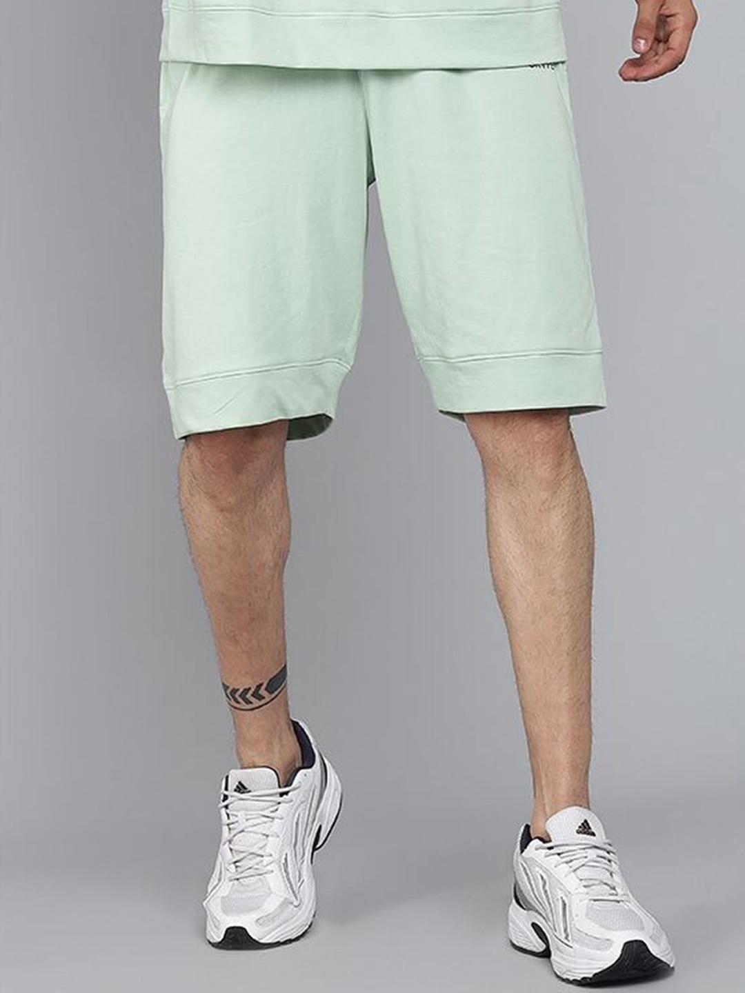 

GRIFFEL Men Sea Green Loose Fit Sports Shorts