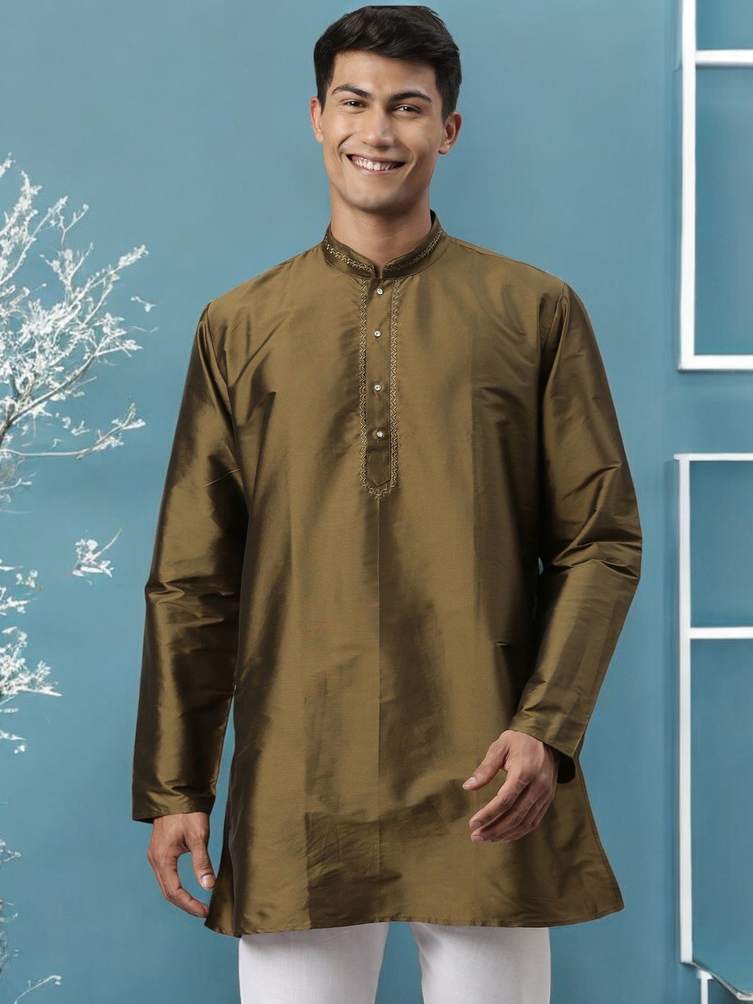 

TATTVA Men Olive Green Solid Kurta