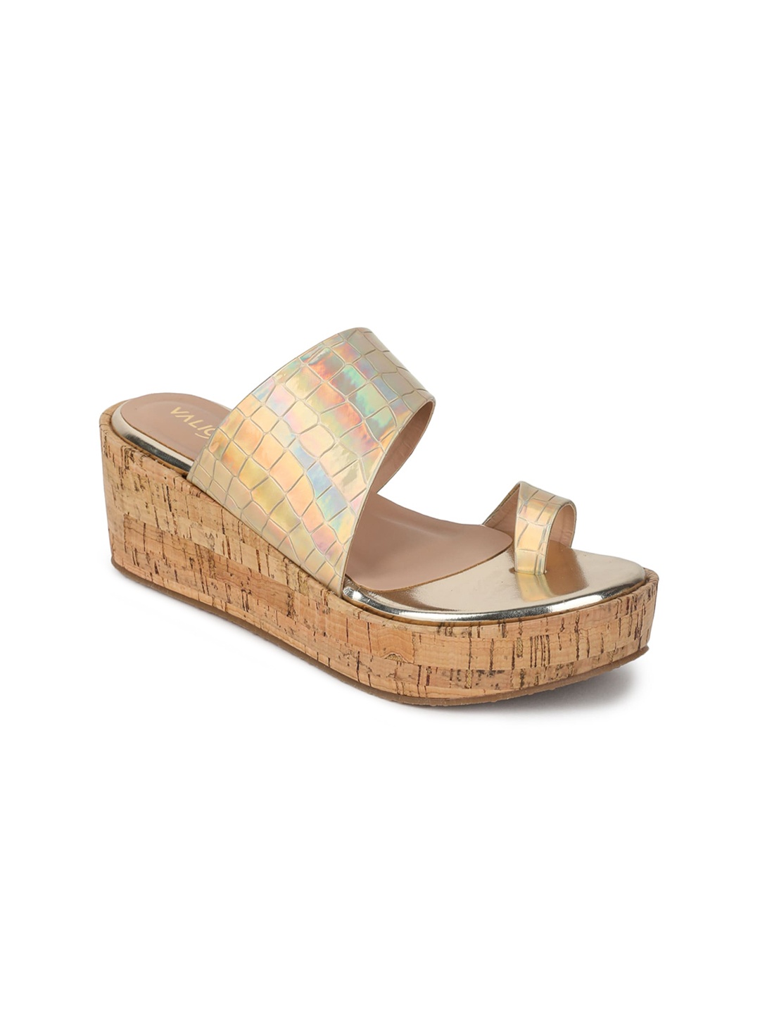 

VALIOSAA Gold-Toned Textured Flatform Sandals 2 Inch Heels