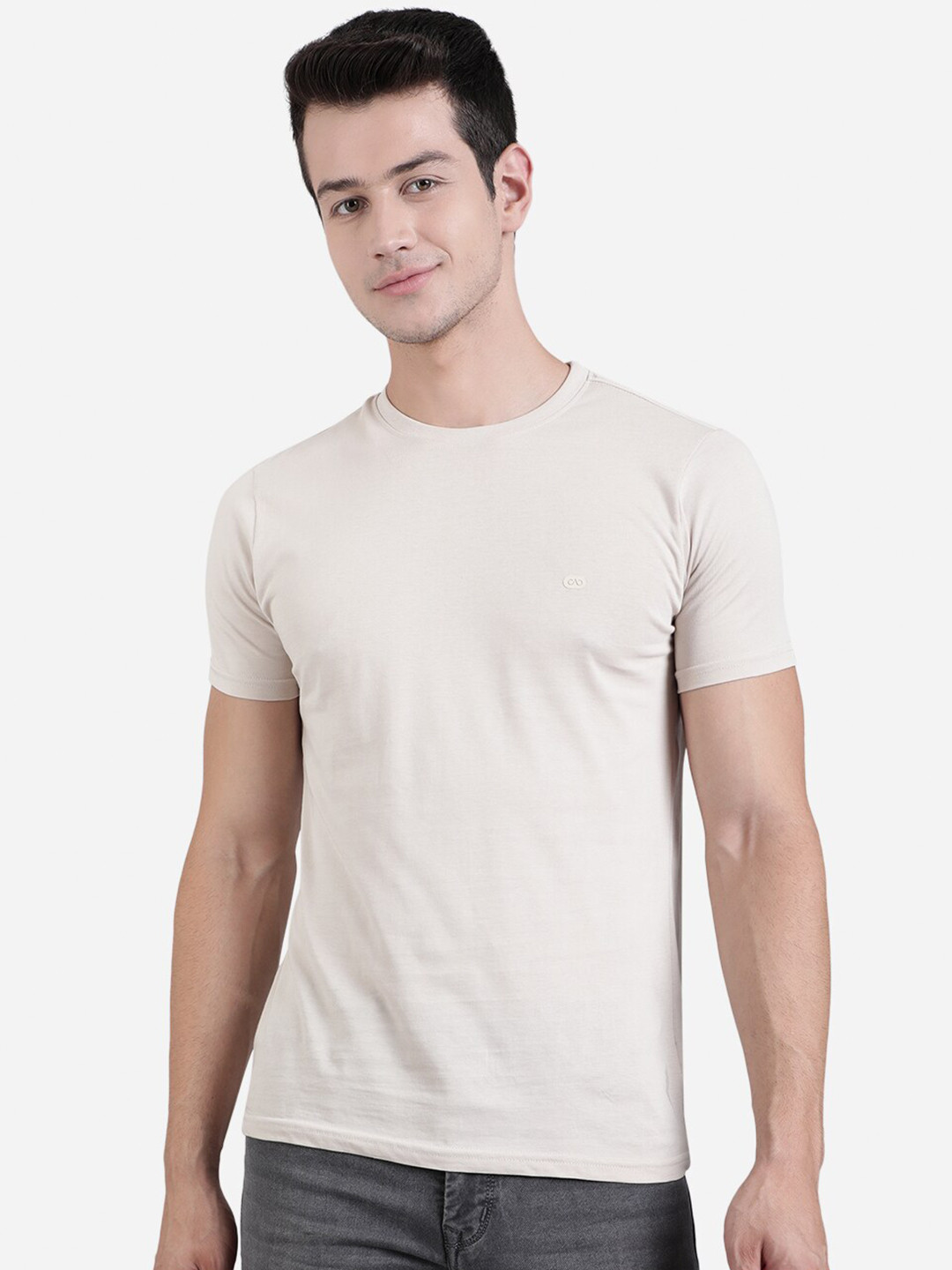 

JADE BLUE Men Grey Slim Fit T-shirt