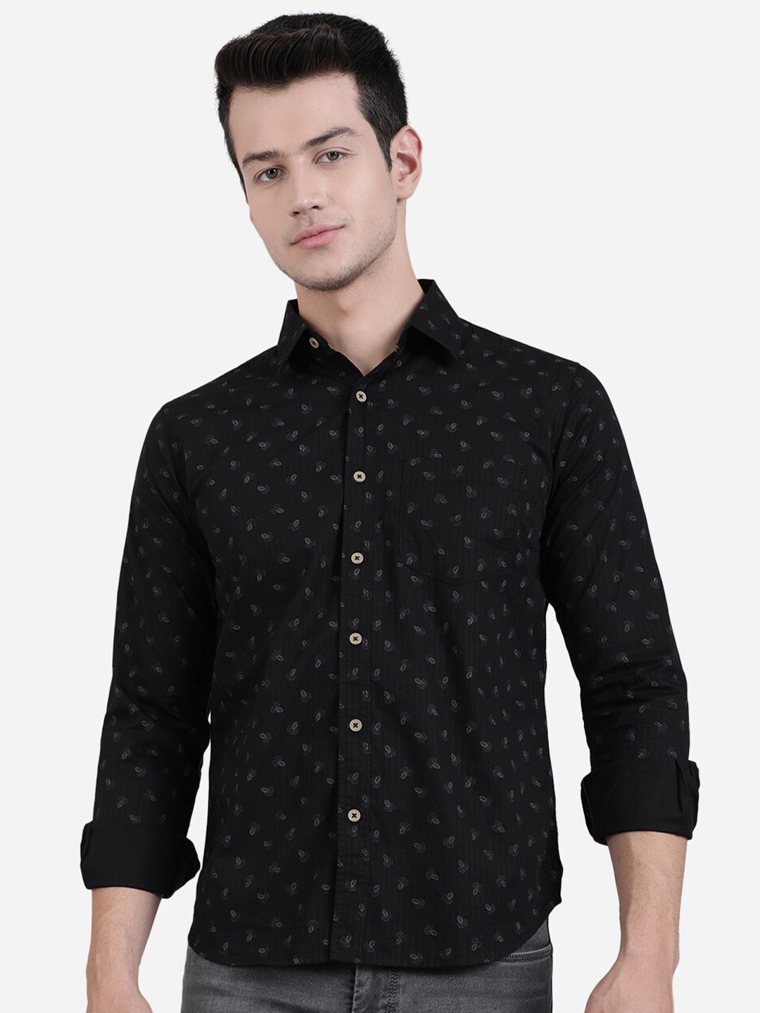 

Greenfibre Men Black Slim Fit Printed Pure Cotton Casual Shirt