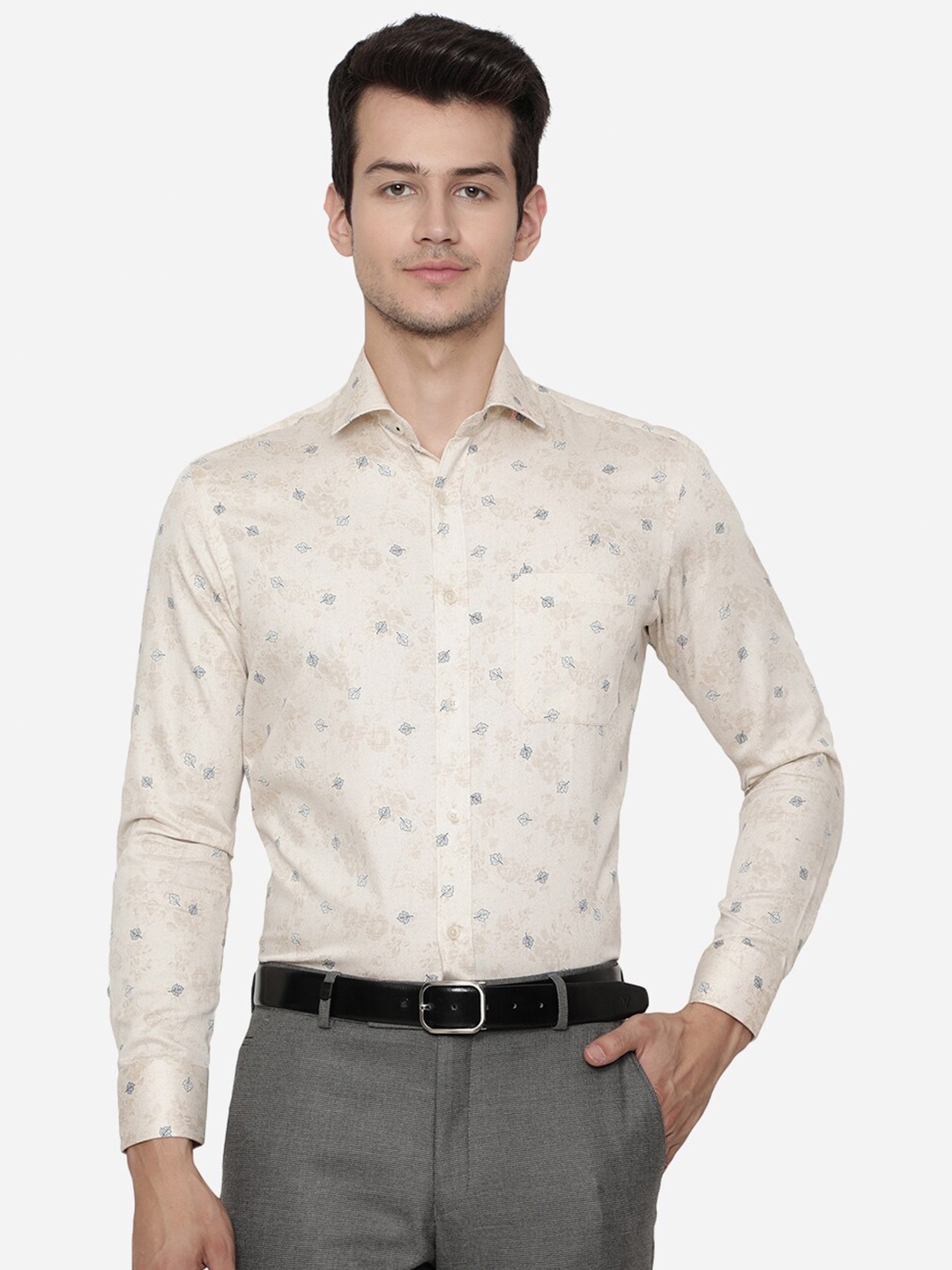 

Greenfibre Men Beige Slim Fit Printed Formal Shirt