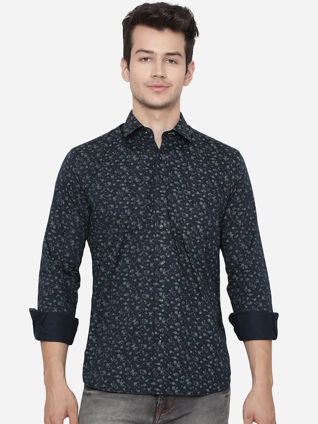 

Greenfibre Men Navy Blue Slim Fit Floral Printed Pure Cotton Casual Shirt