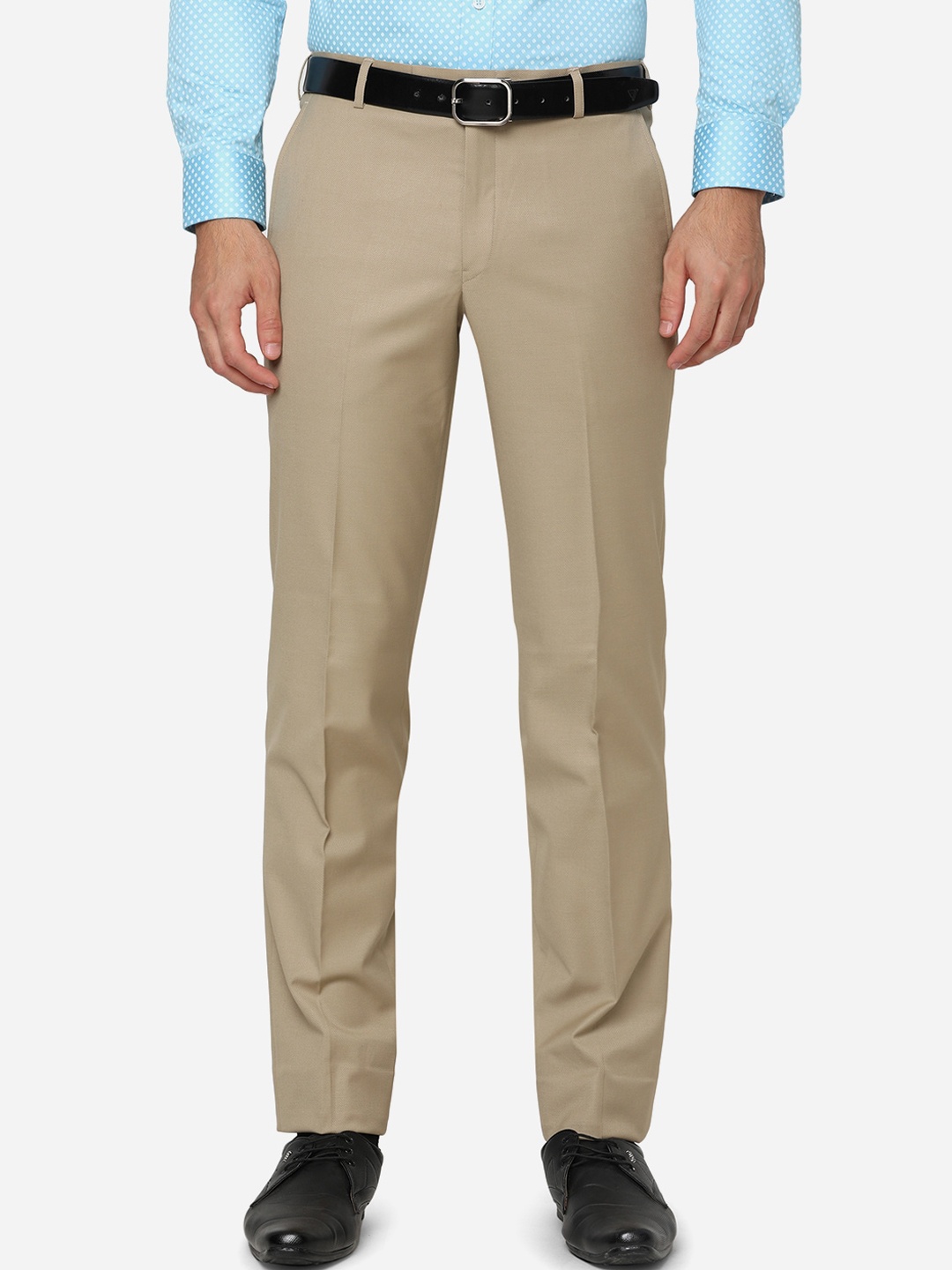 

METAL Men Beige Slim Fit Wrinkle Free Formal Trousers