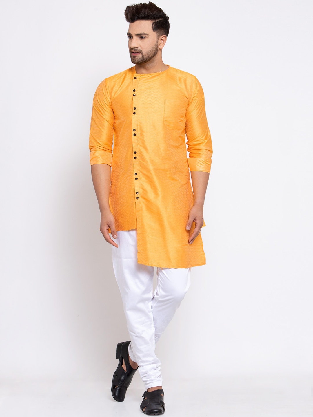 

KLOTTHE Men Yellow Solid Asymmetric Kurta