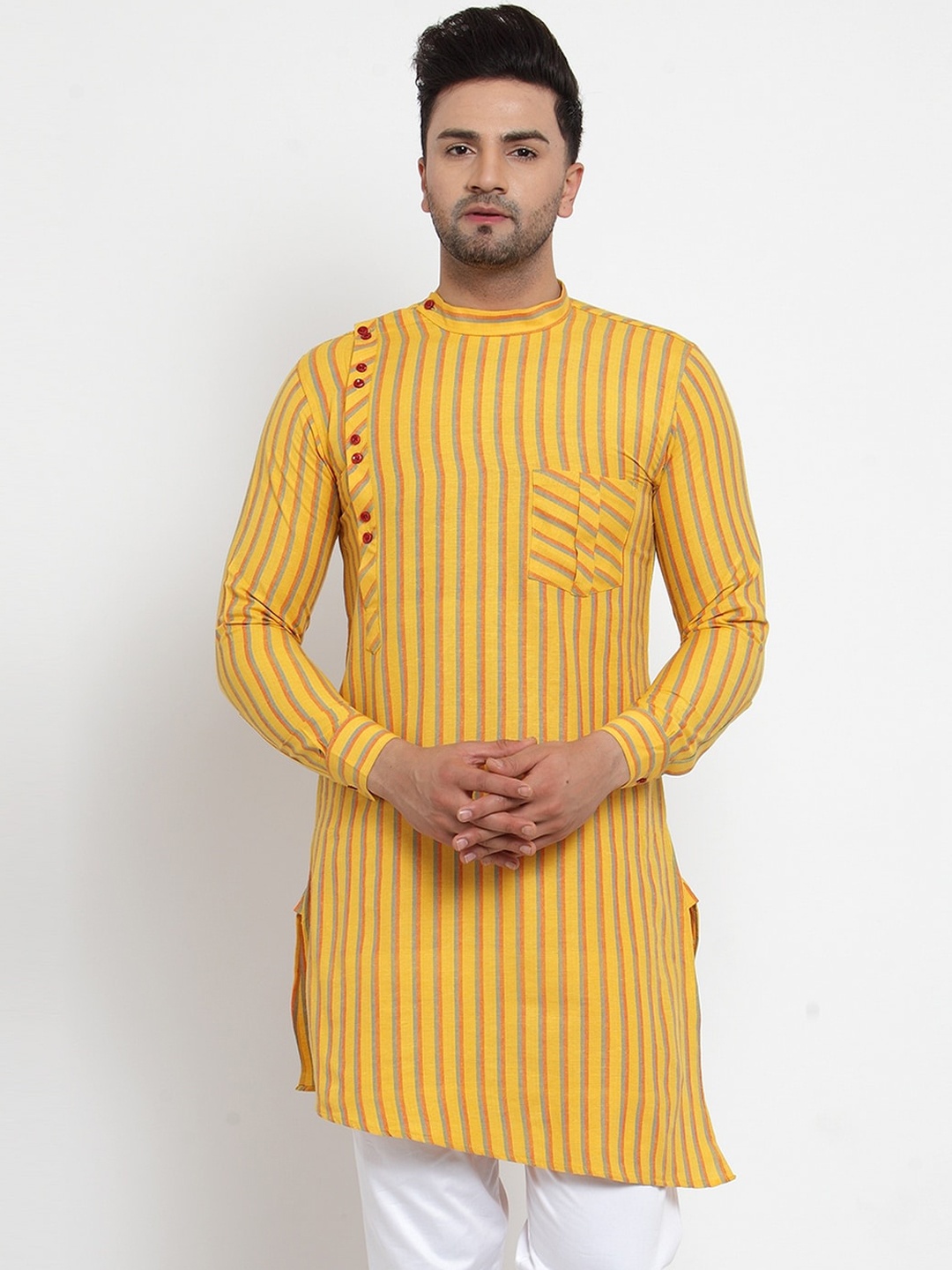 

KLOTTHE Men Yellow Striped Kurta