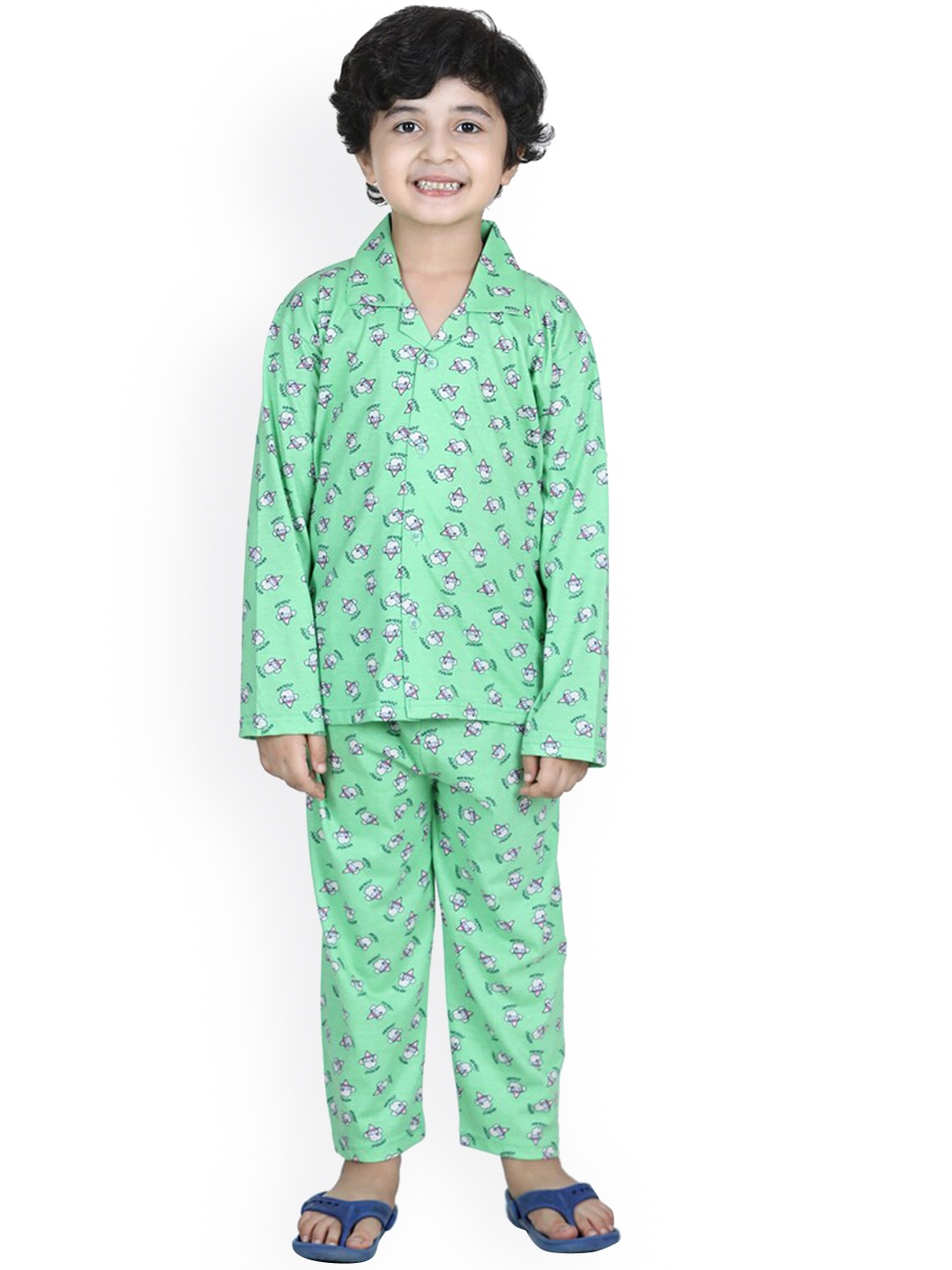 

Aj DEZInES Boys Green & White Printed Night suit