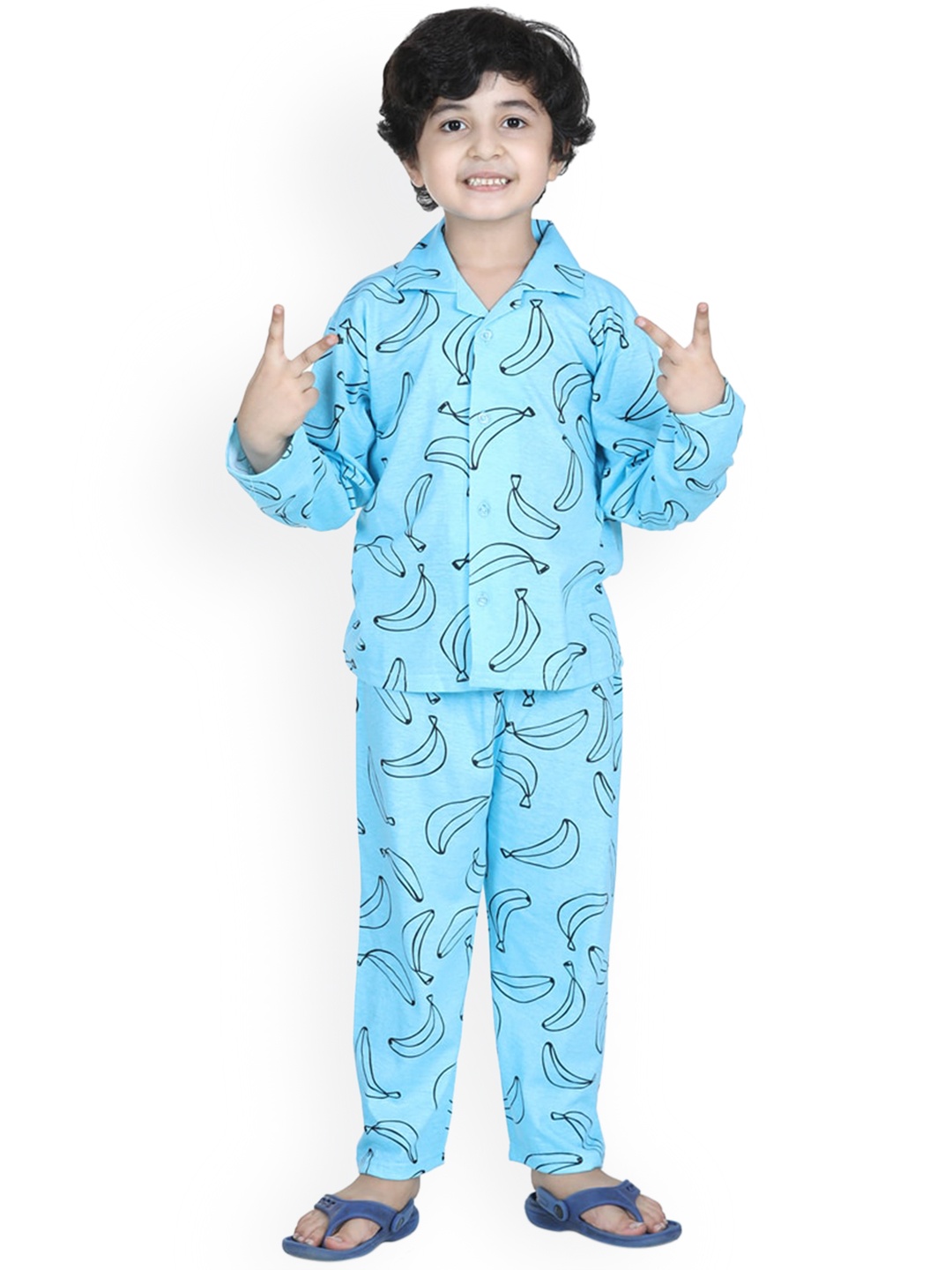 

Aj DEZInES Boys Turquoise Blue & Black Printed Night suit