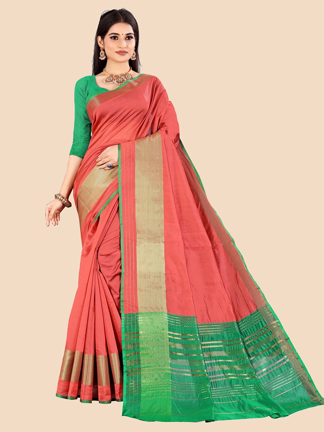 

VAIRAGEE Peach-Coloured & Green Solid Saree