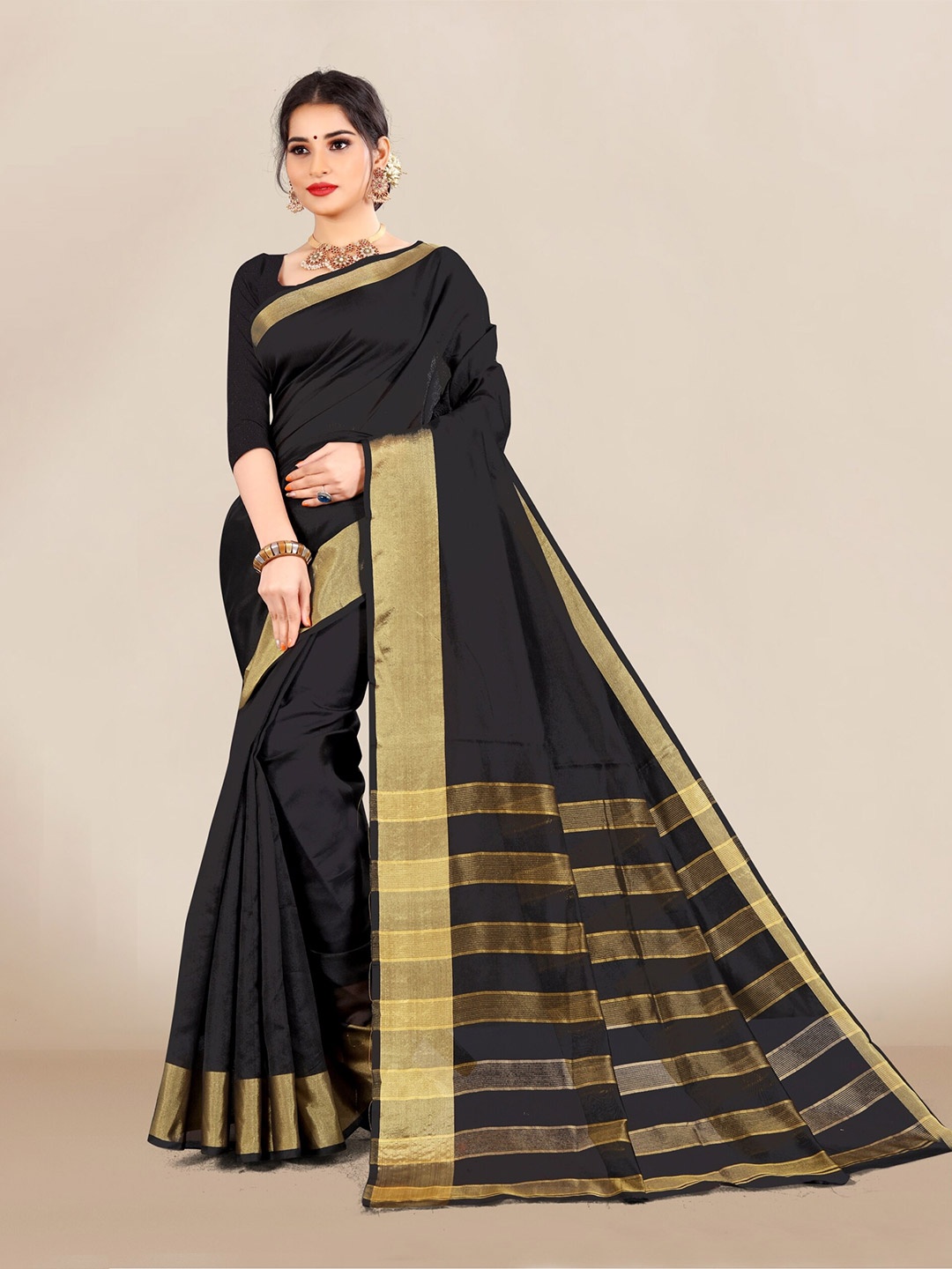 

VAIRAGEE Black & Cream-Coloured Woven Design Saree