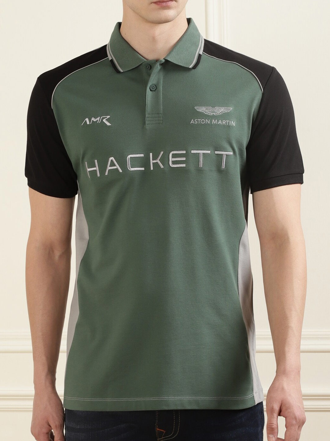

HACKETT LONDON Men Green & Black Typography Colourblocked Polo Collar T-shirt