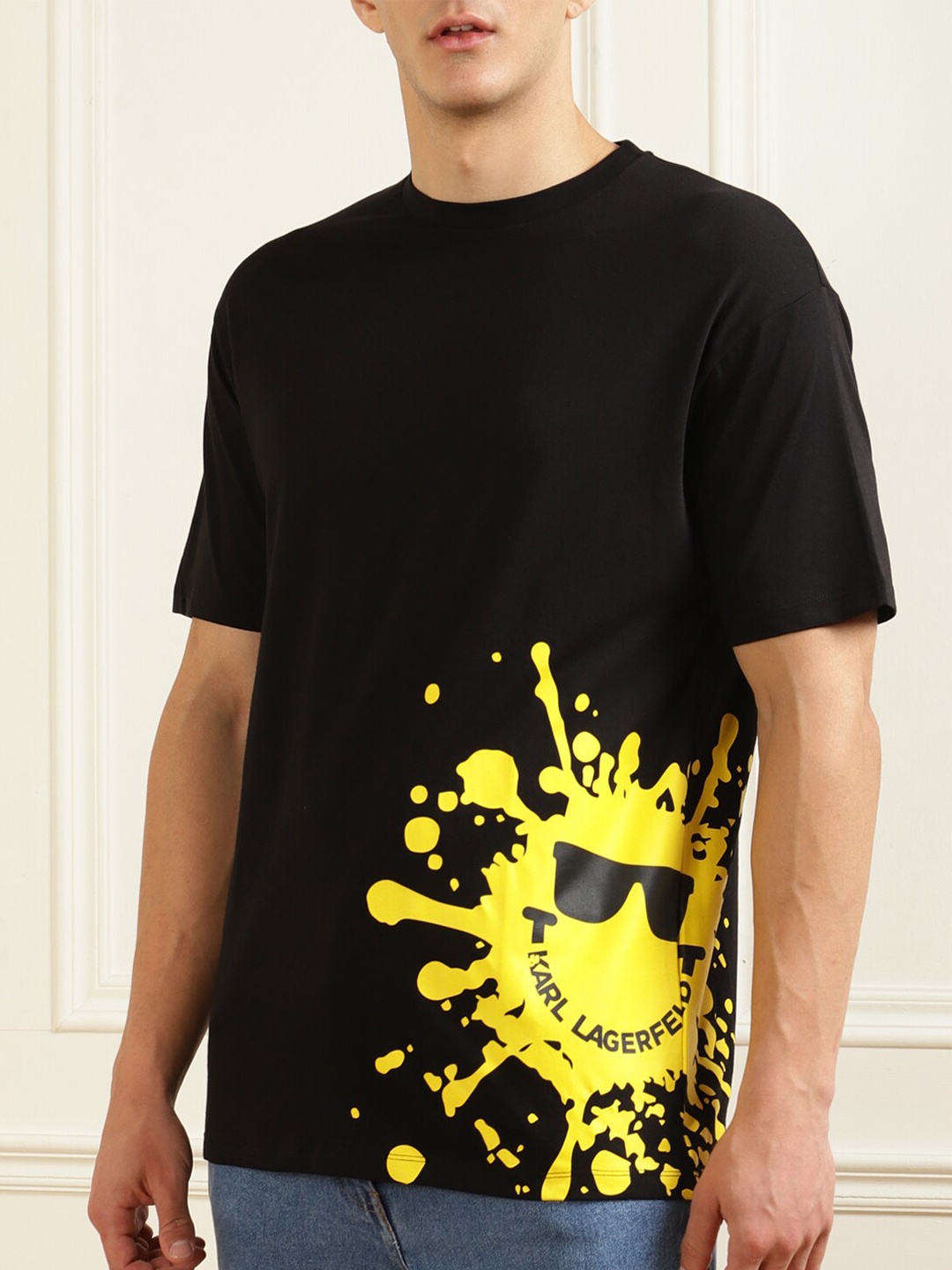 

Karl Lagerfeld Men Black & Yellow Printed T-shirt