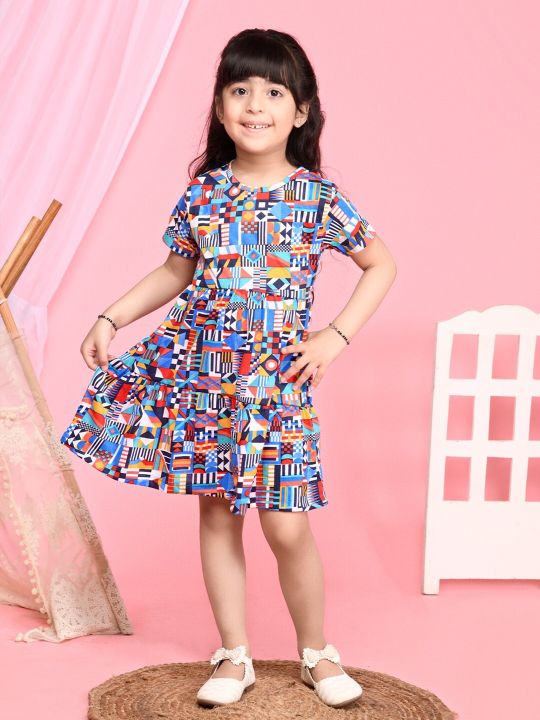 

LilPicks Girls Blue Abstract Printed A-Line Dress