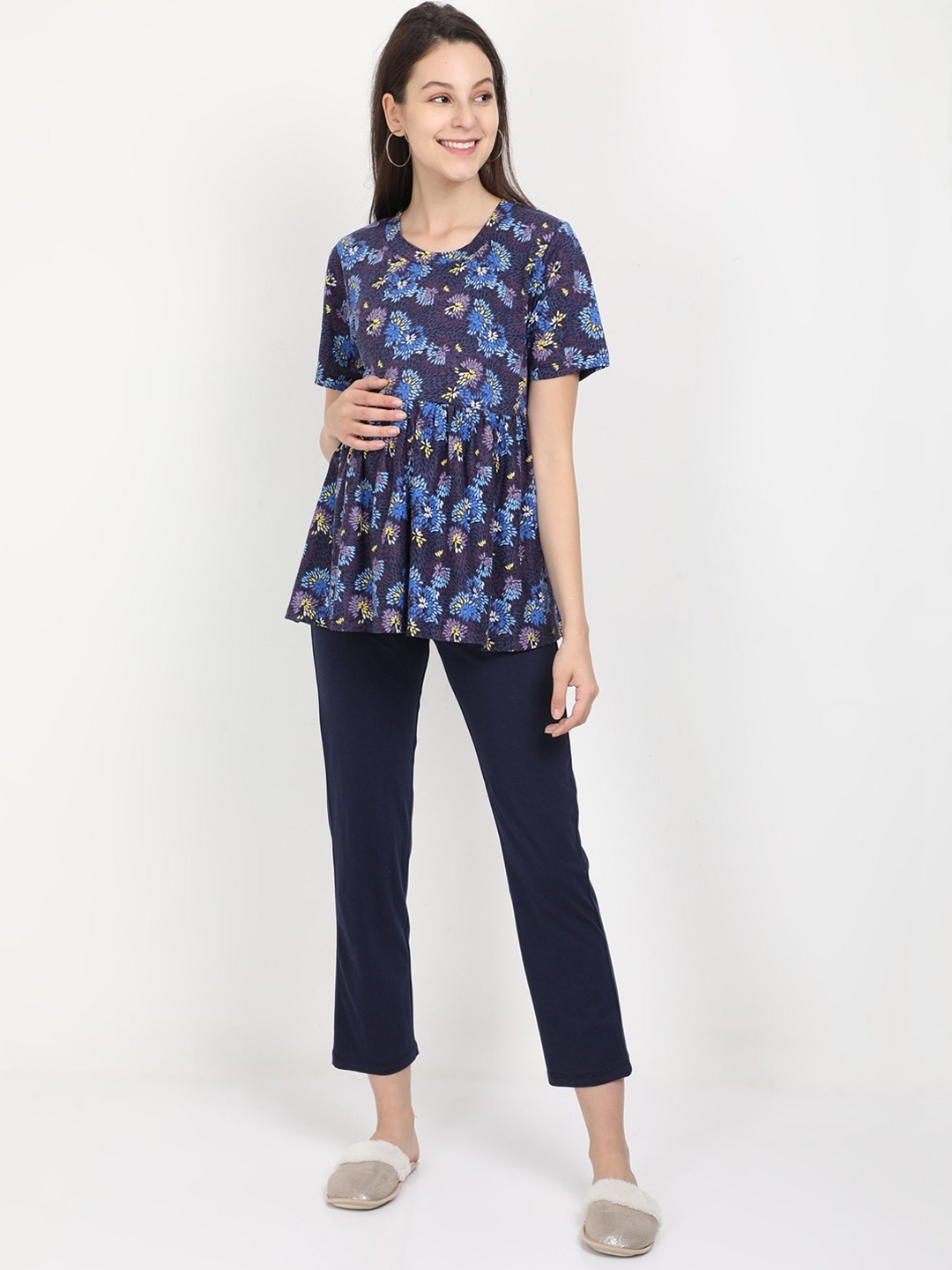 

The Mom Store Women Navy Blue Printed Maternity Night suit