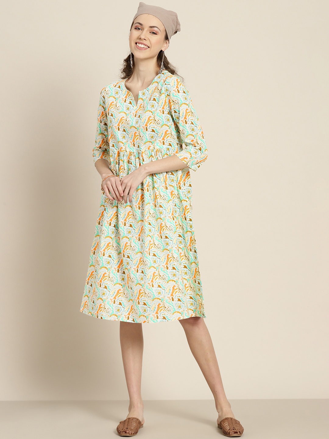 

Sangria Green & Orange Paisley Printed Cotton A-Line Dress