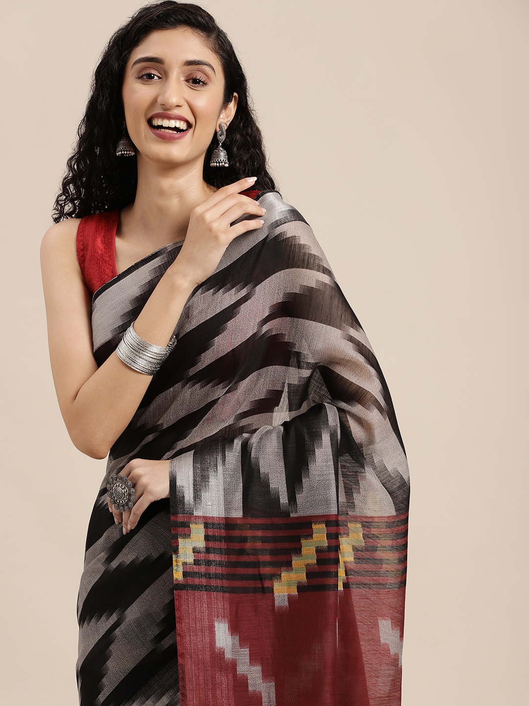 

Shaily Black & White Printed Zari Silk Cotton Saree