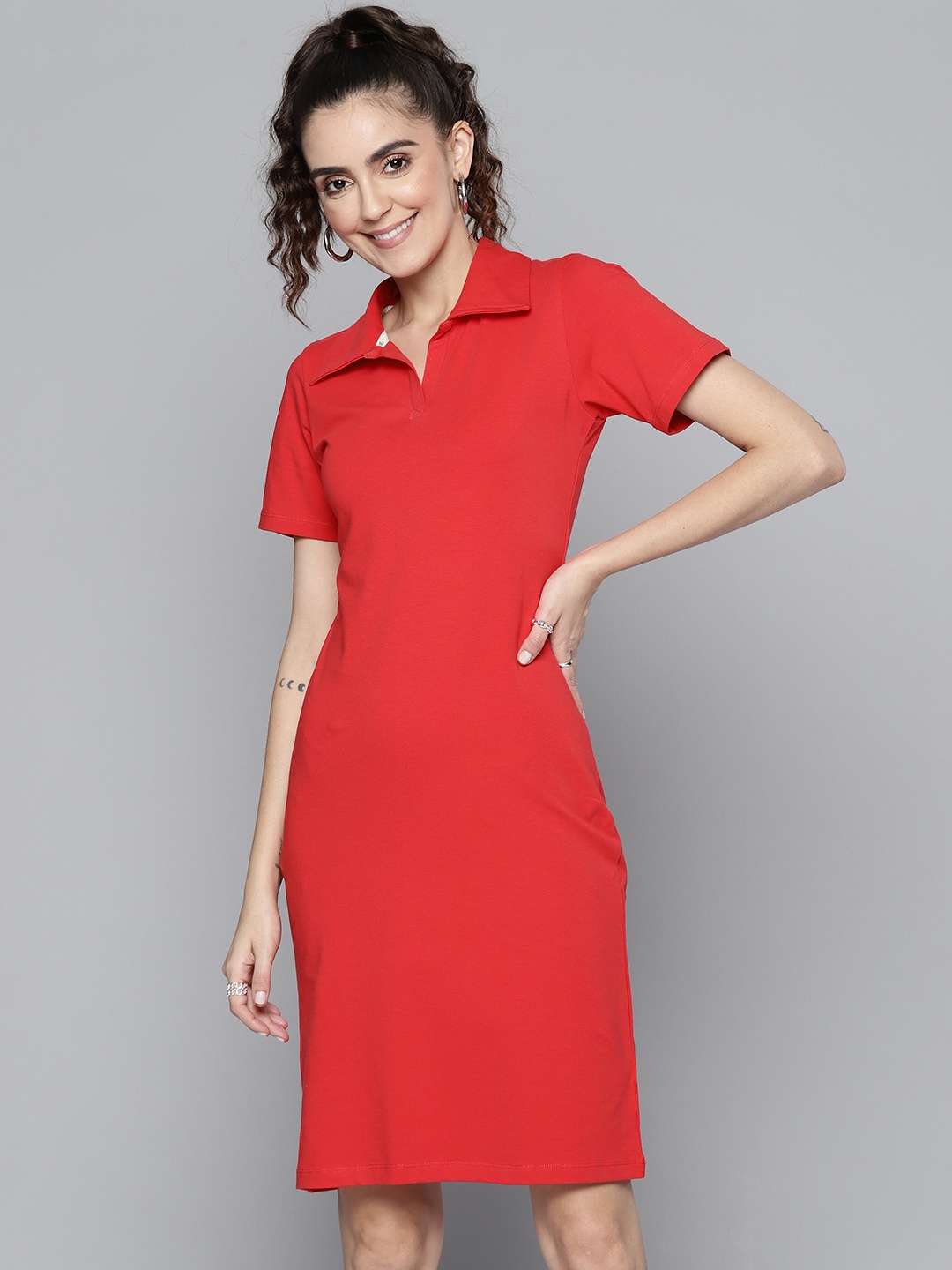 

SASSAFRAS Women Red Solid T-shirt Midi Dress