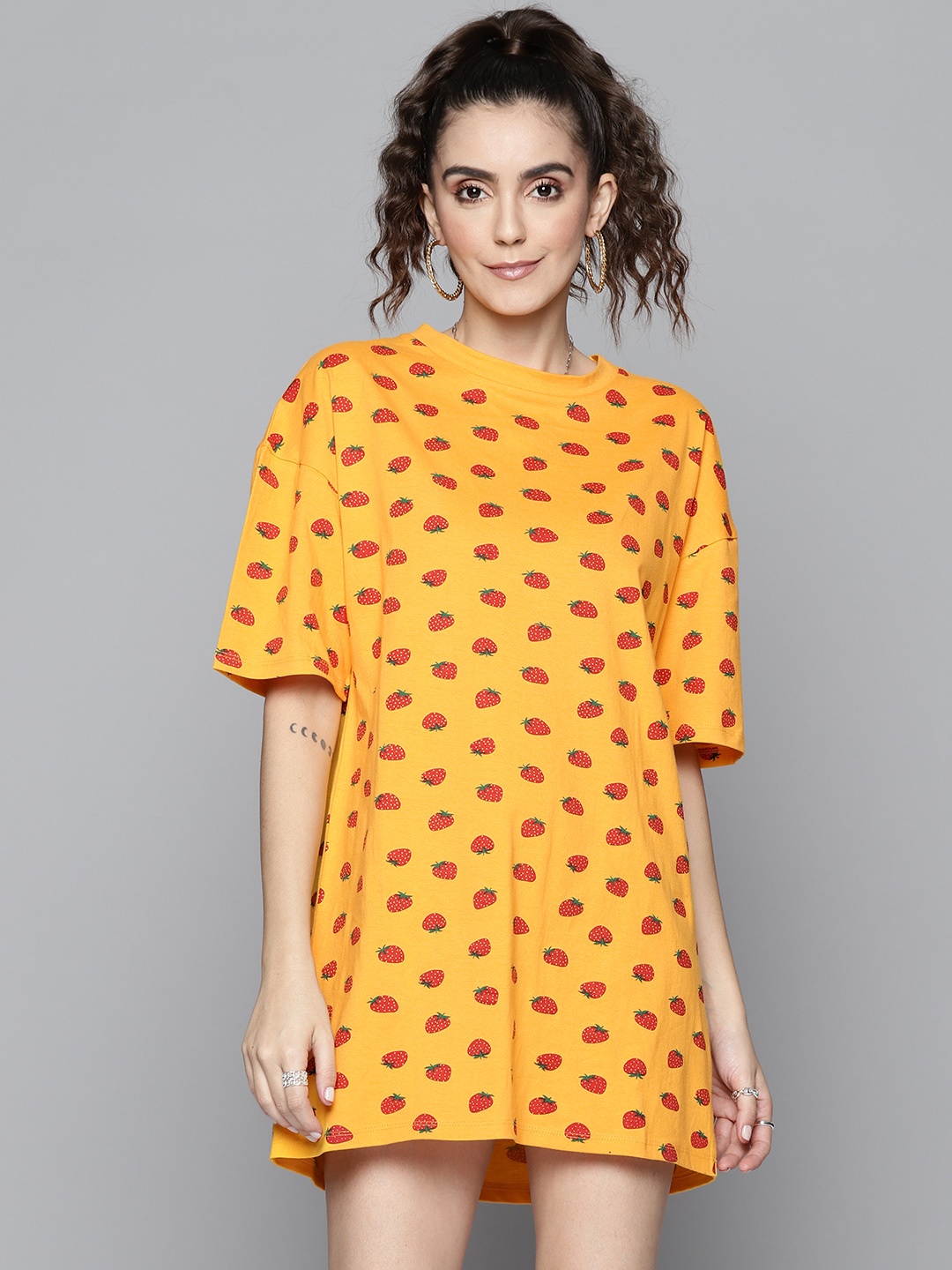 

SASSAFRAS Women Mustard Yellow & Red Pure Cotton Conversational Print T-shirt Dress