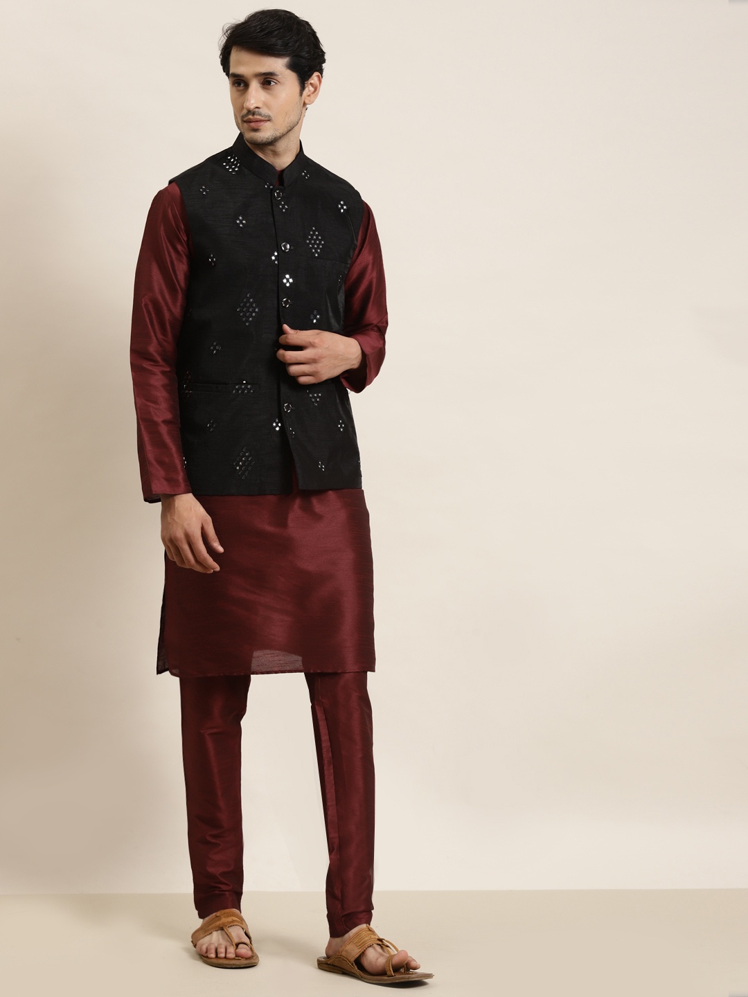 

SOJANYA Men Maroon Mirror Work Kurta with Churidar