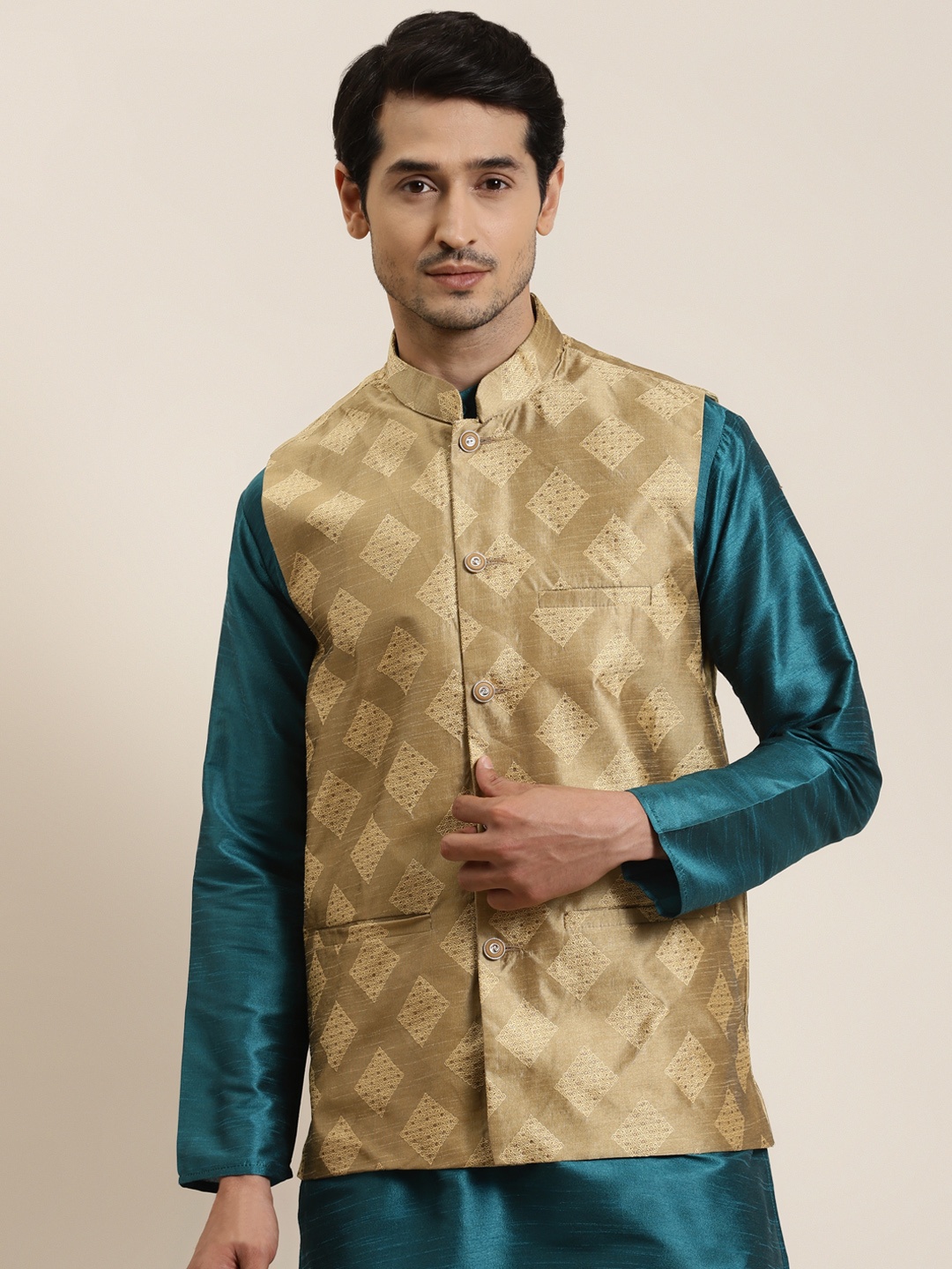 

SOJANYA Men Golden Woven Design Nehru Jacket, Gold