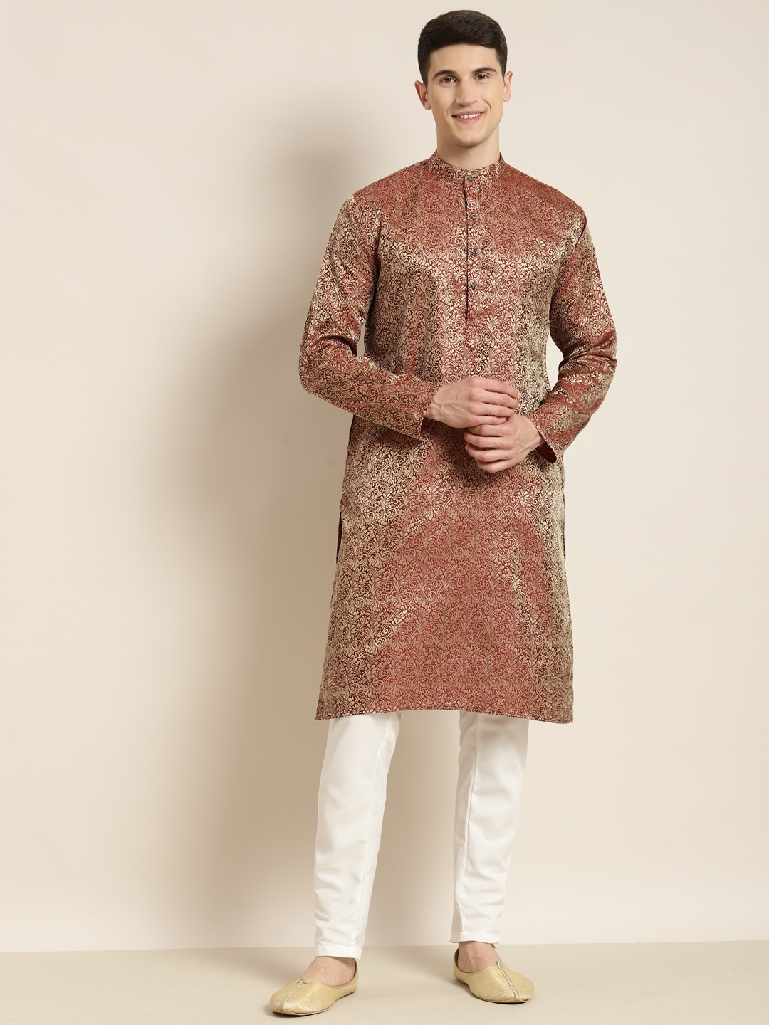 

SOJANYA Men Maroon Jacquard Silk Kurta with Churidar