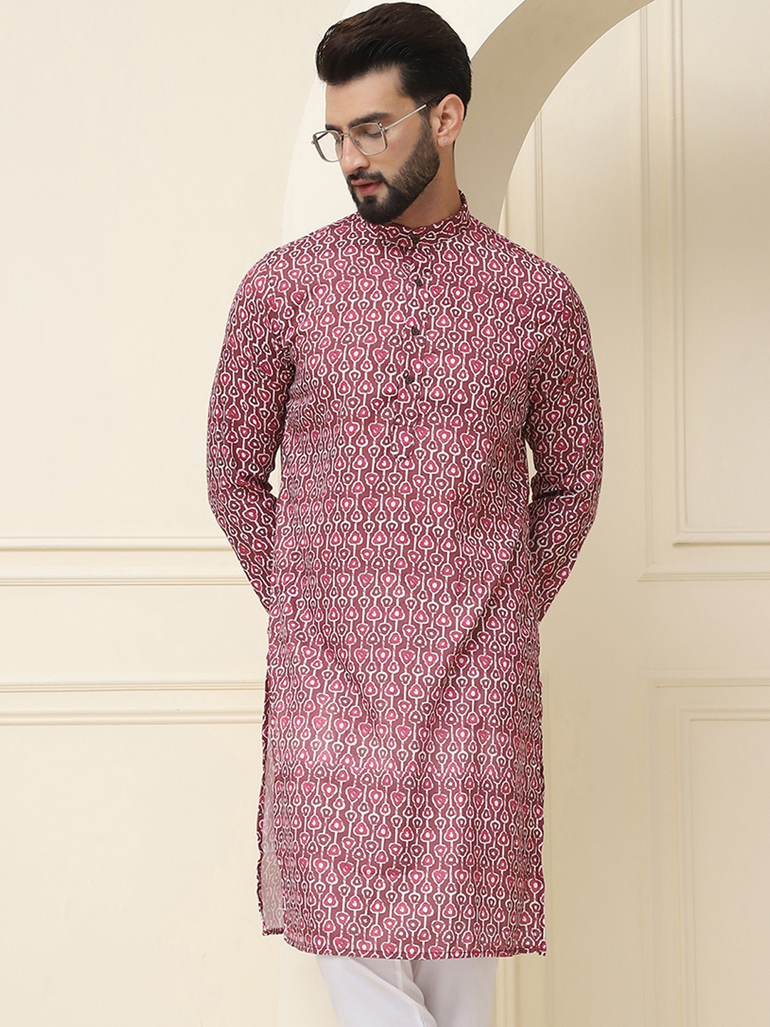 

SOJANYA Men Black & Grey Ethnic Motifs Printed Cotton Kurta