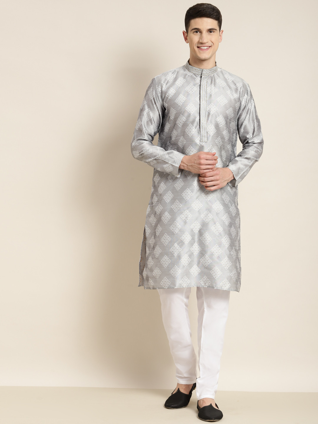 

SOJANYA Men Grey & Golden Ethnic Motifs Kurta