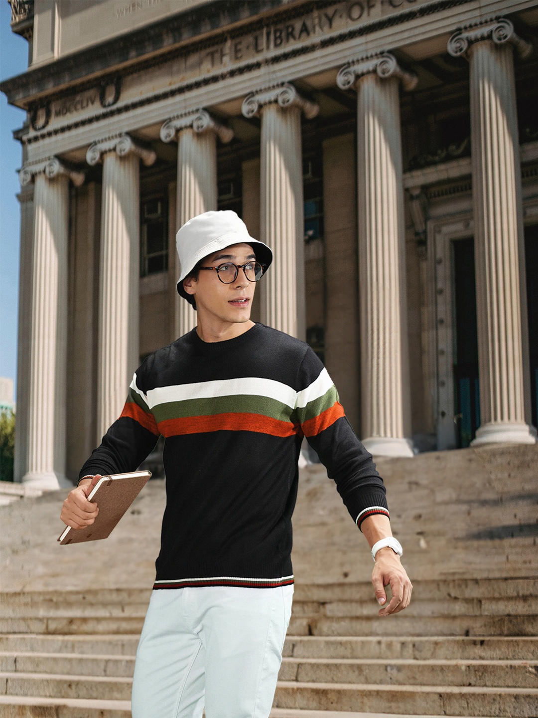 

Harvard Men Black Round Neck Striped Pullover