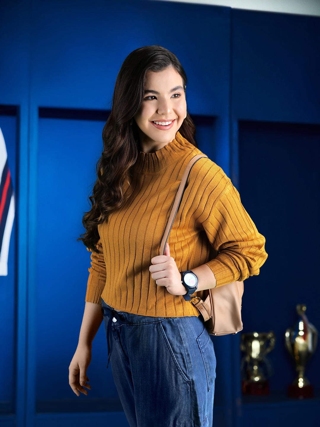

Harvard Women Mustard Yellow Ribbed Pullover