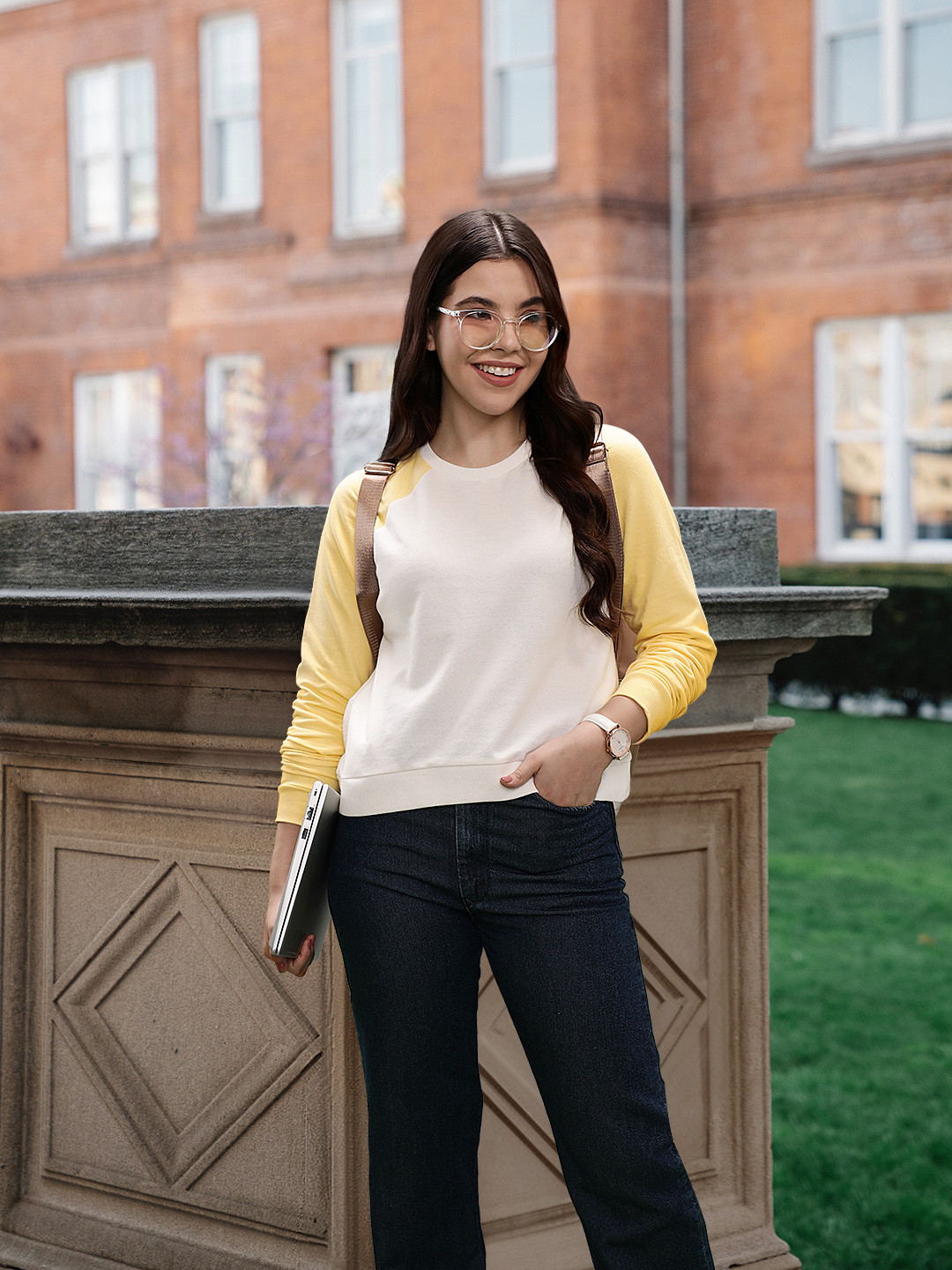 

Harvard Women Colourblocked Sweatshirt, Yellow