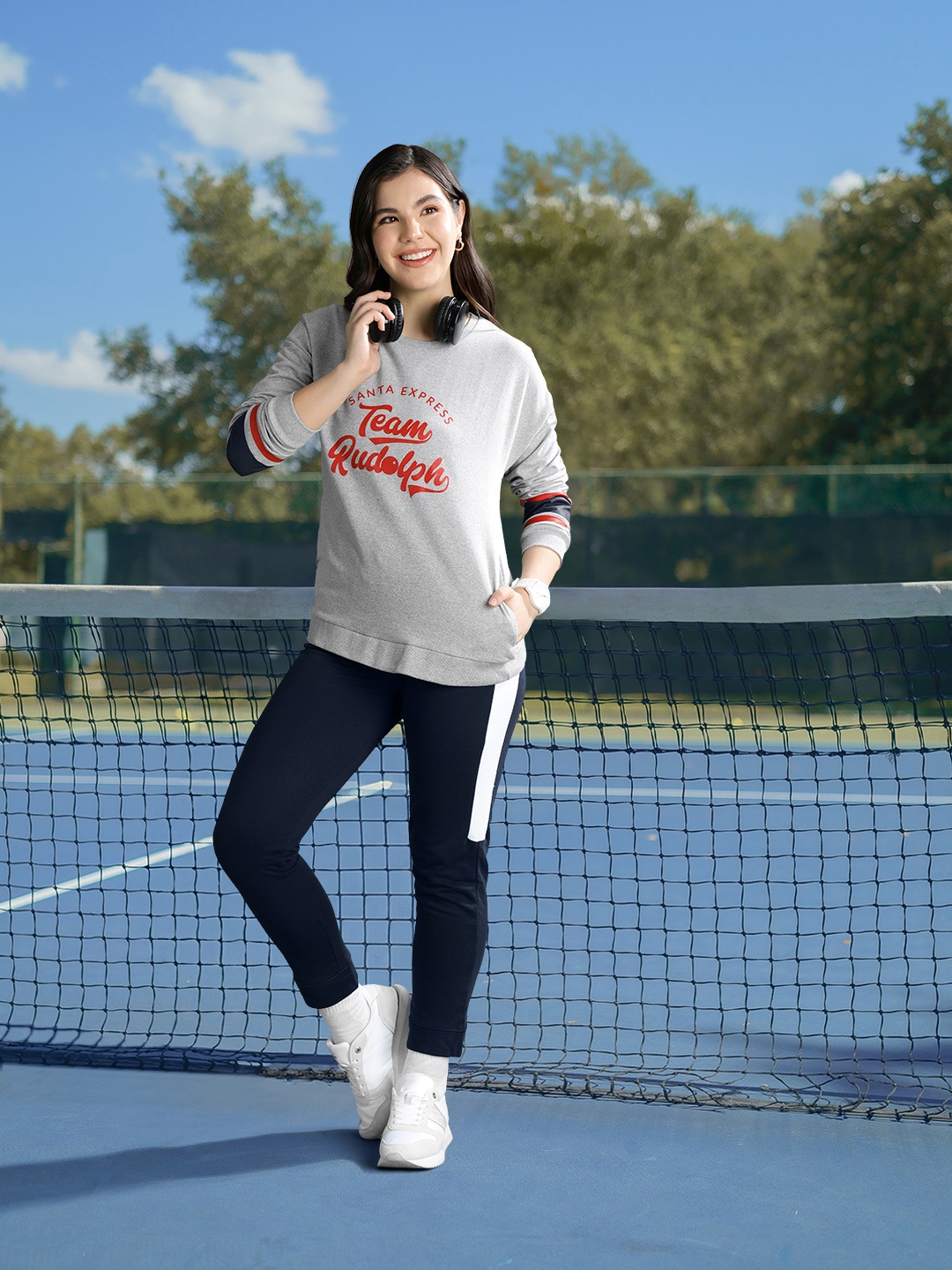 

Harvard Women Grey Typography Christmas (Argyle/Fair Isle) Sweatshirt