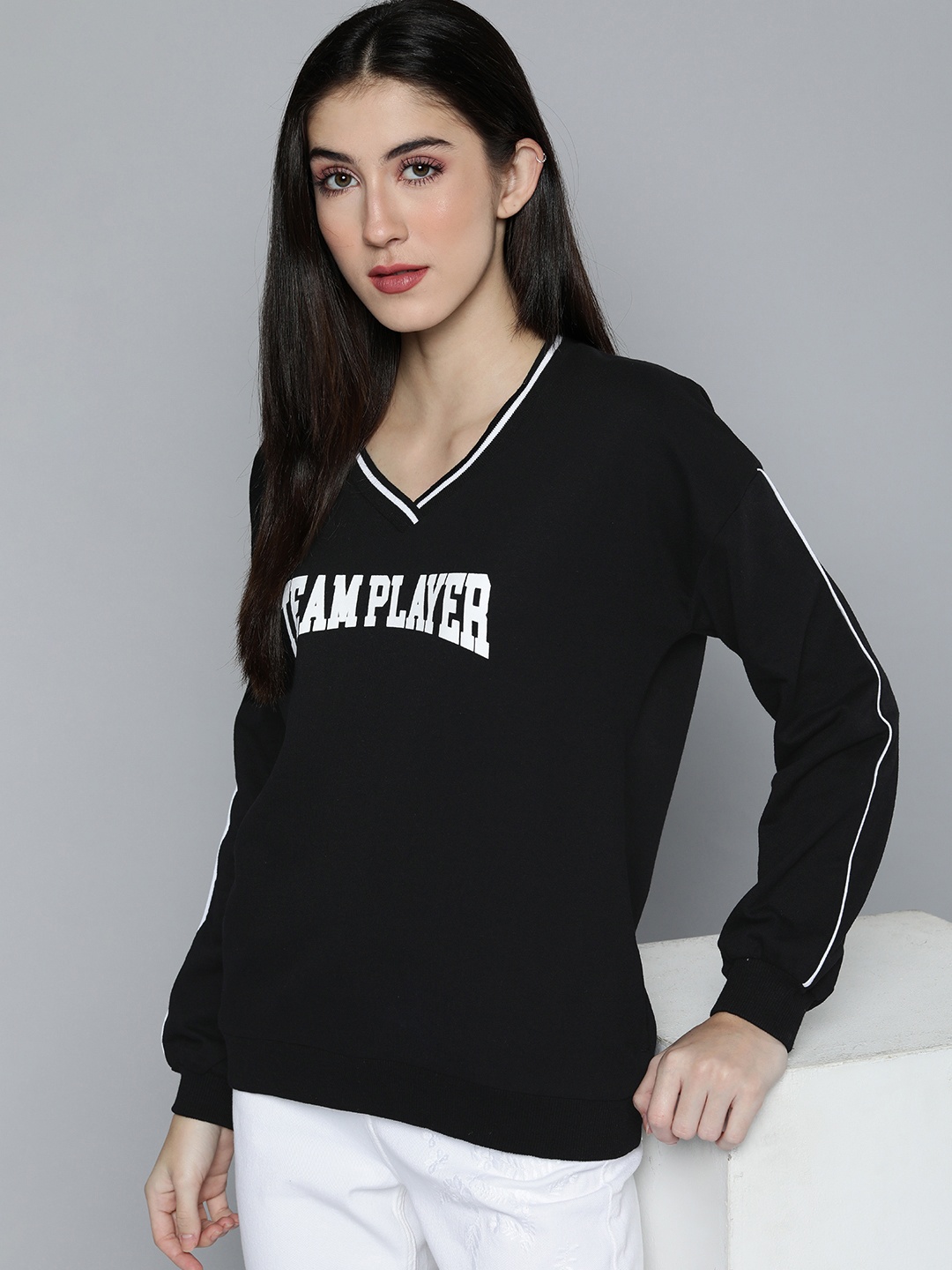 

Harvard Women Black Typography Printed V-Neck Sweatshirt