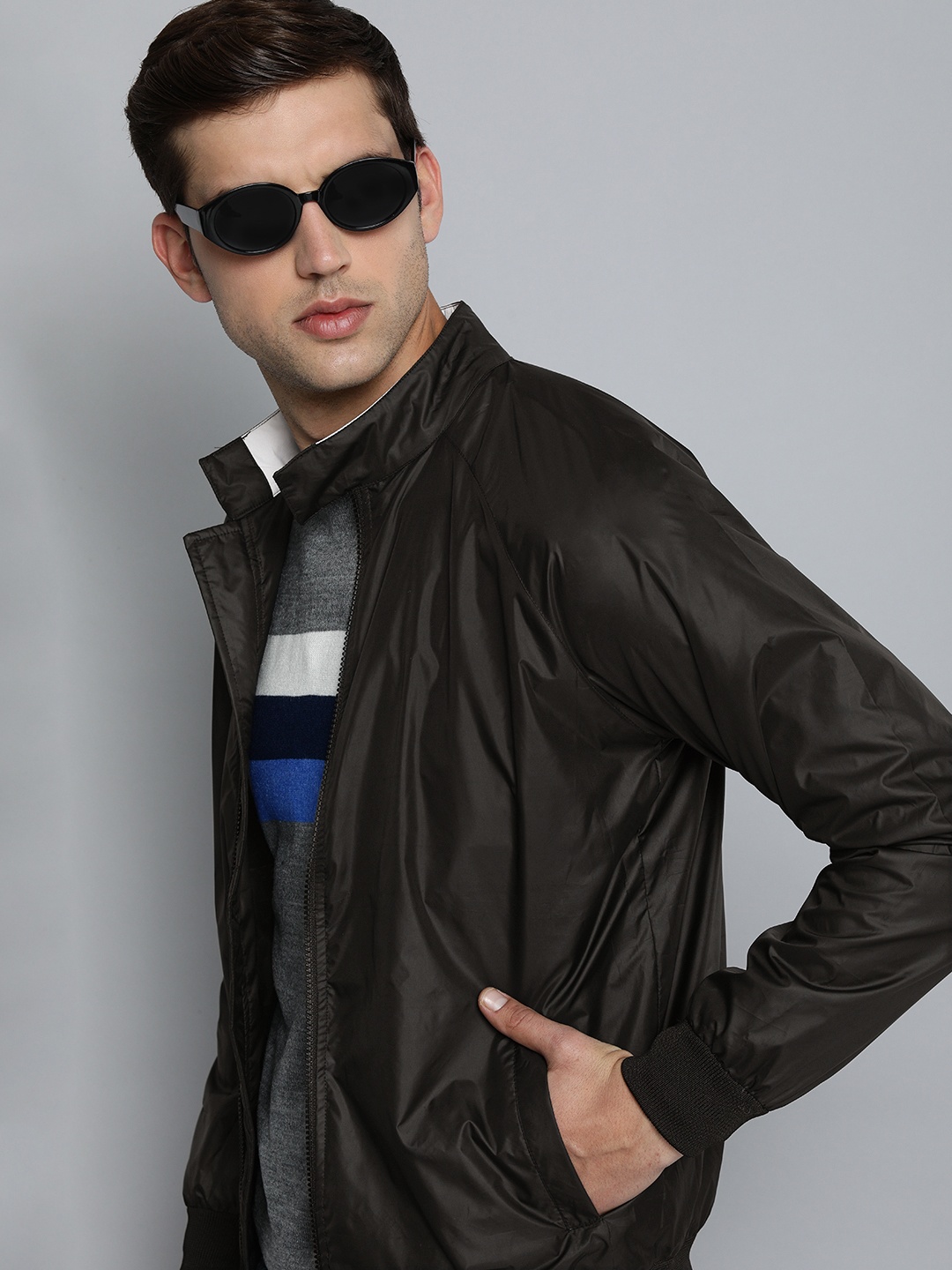 

Harvard Men Black Lightweight Solid Bomber Jacket