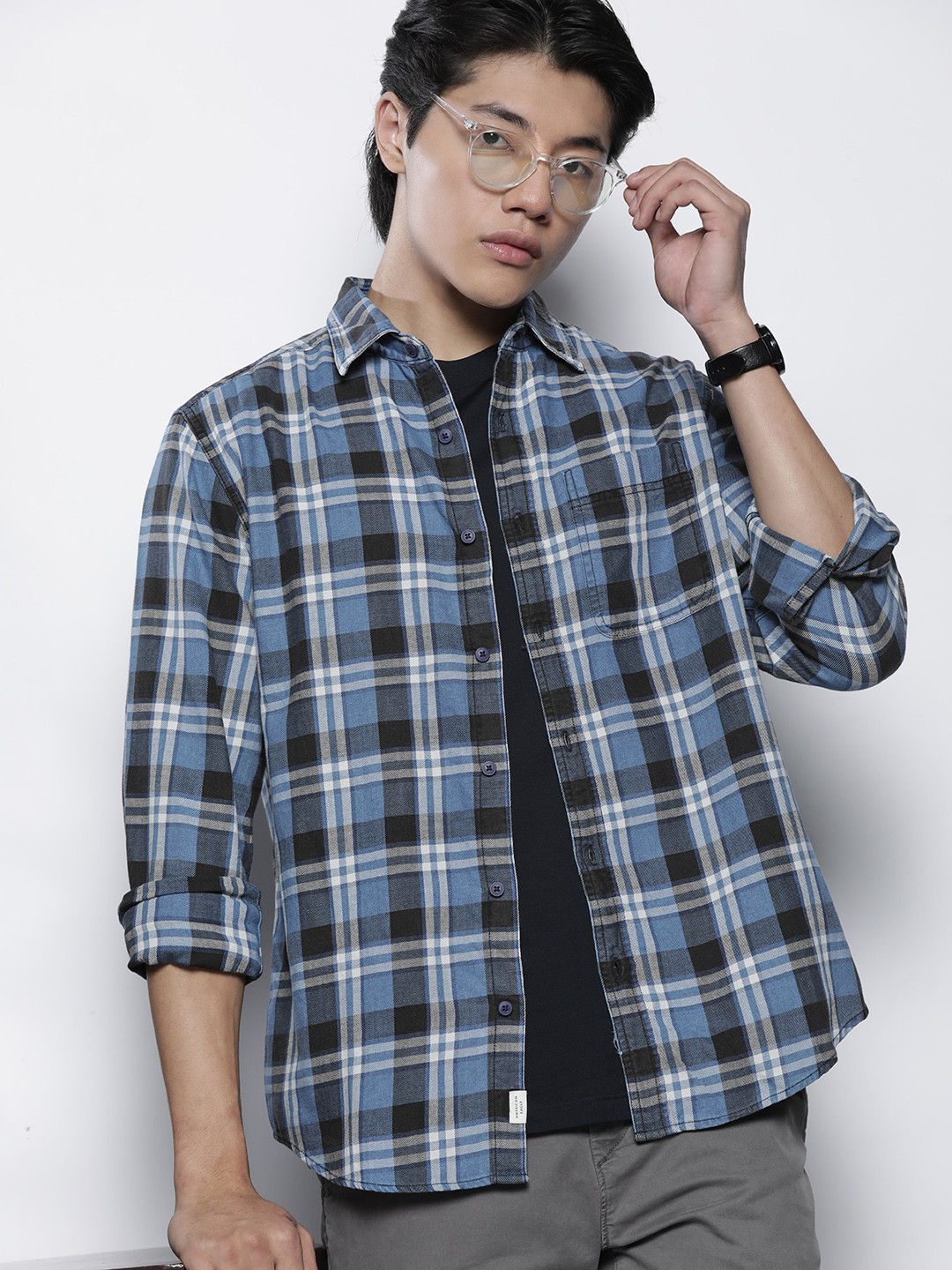 

AMERICAN EAGLE OUTFITTERS Men Navy Blue Slim Fit Tartan Checked Casual Shirt
