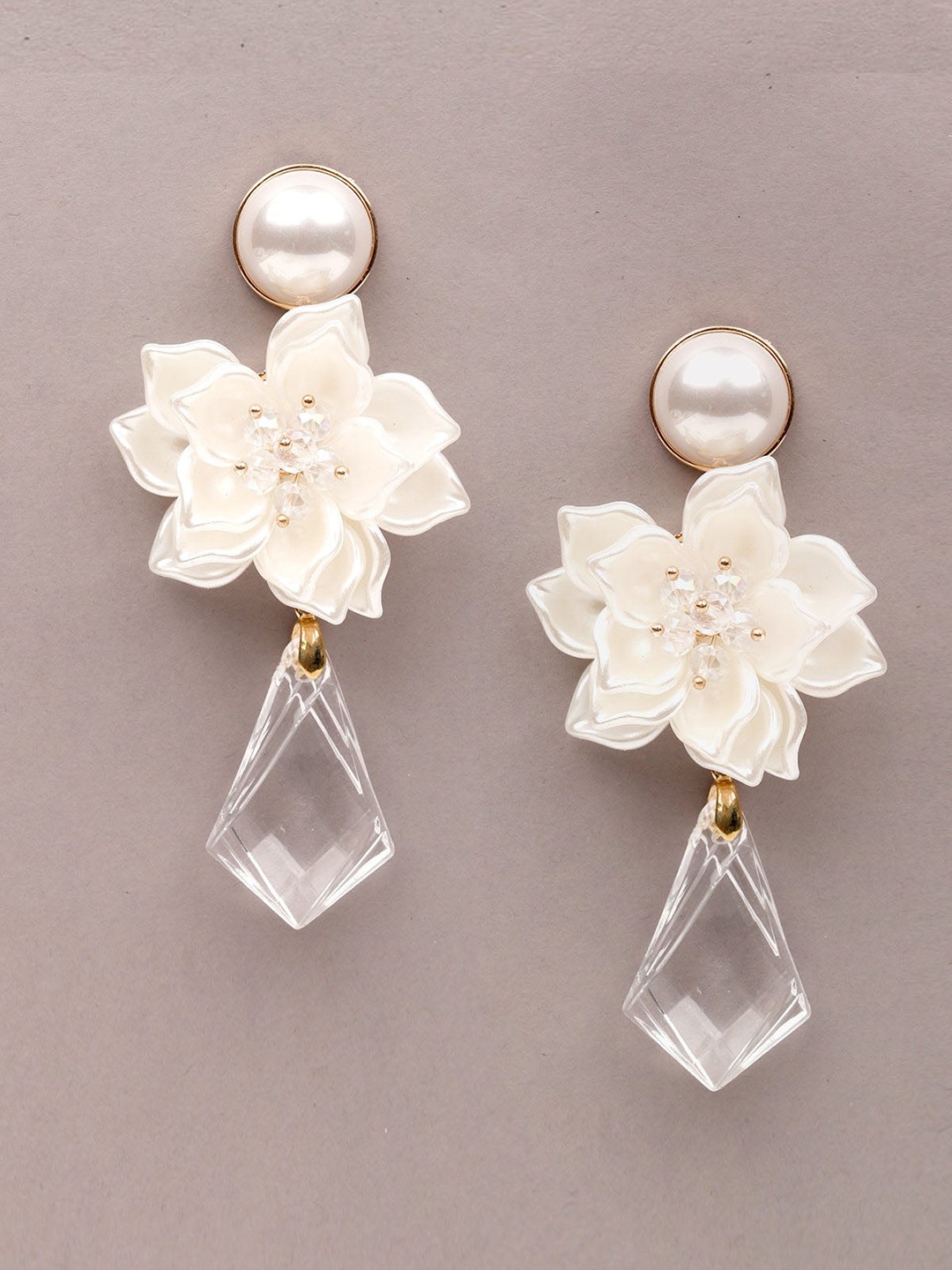 

ODETTE White Classic Drop Earrings