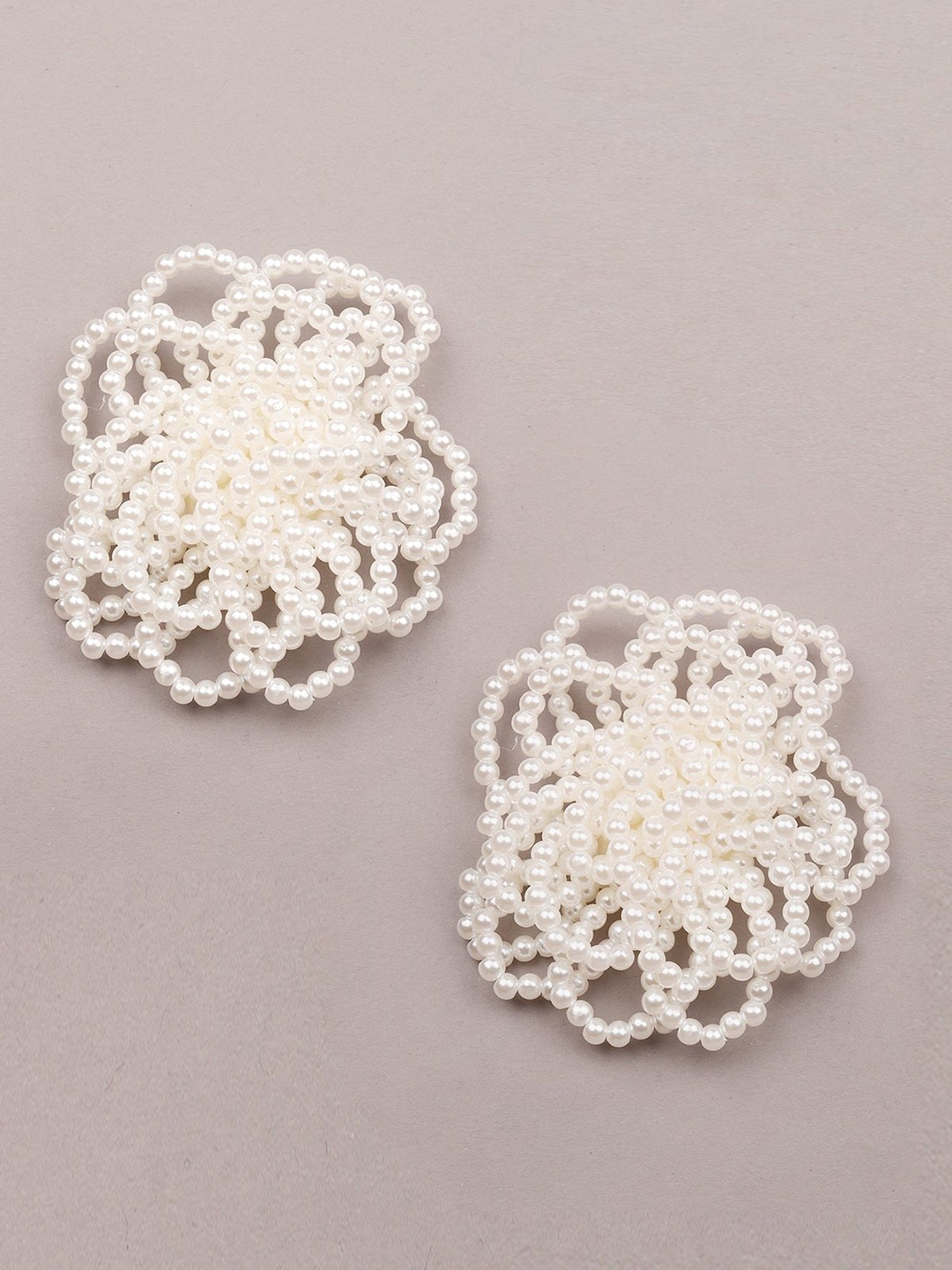 

ODETTE White Classic Studs Earrings