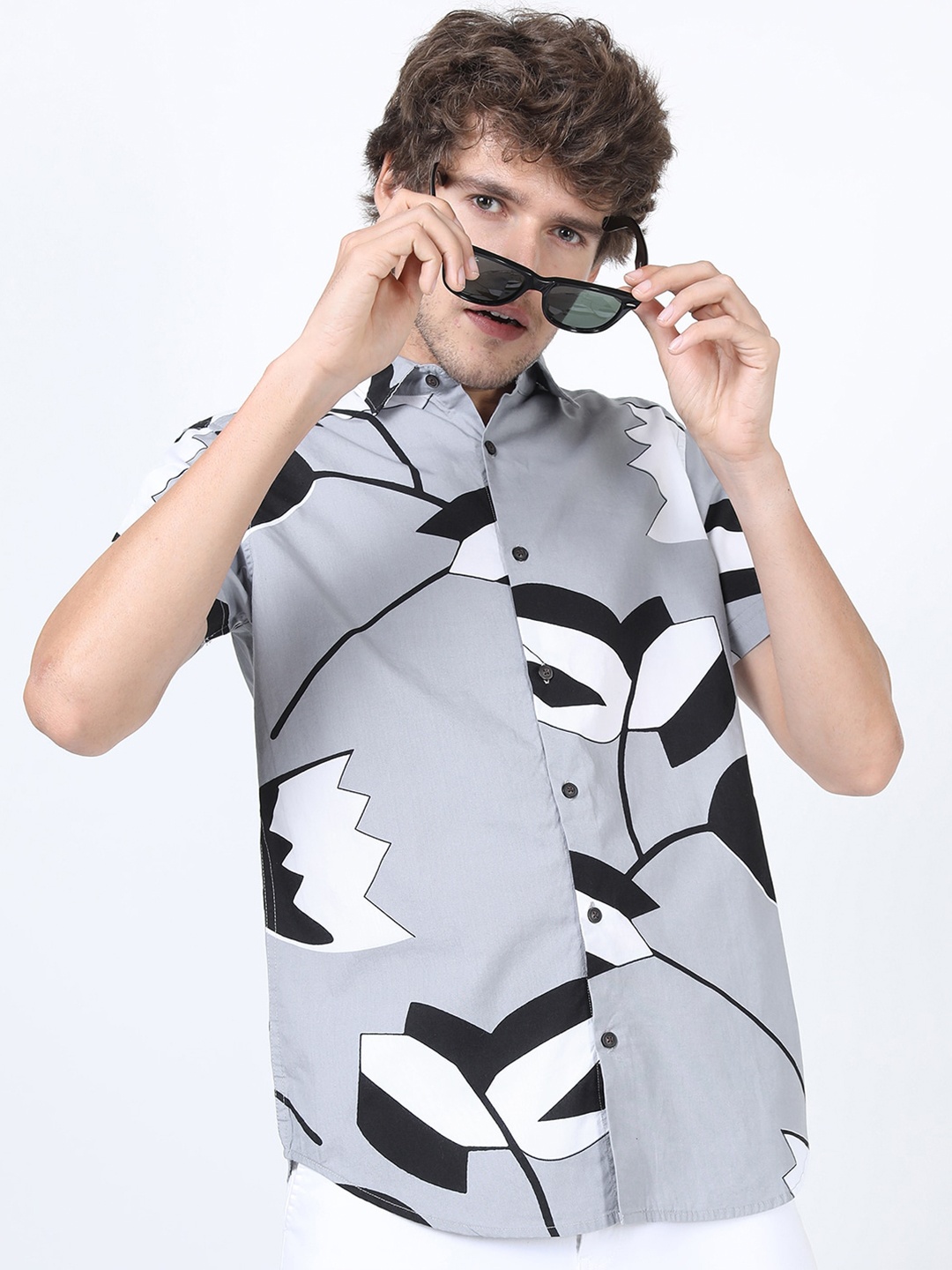 

HIGHLANDER Men Grey Slim Fit Printed Casual Shirt