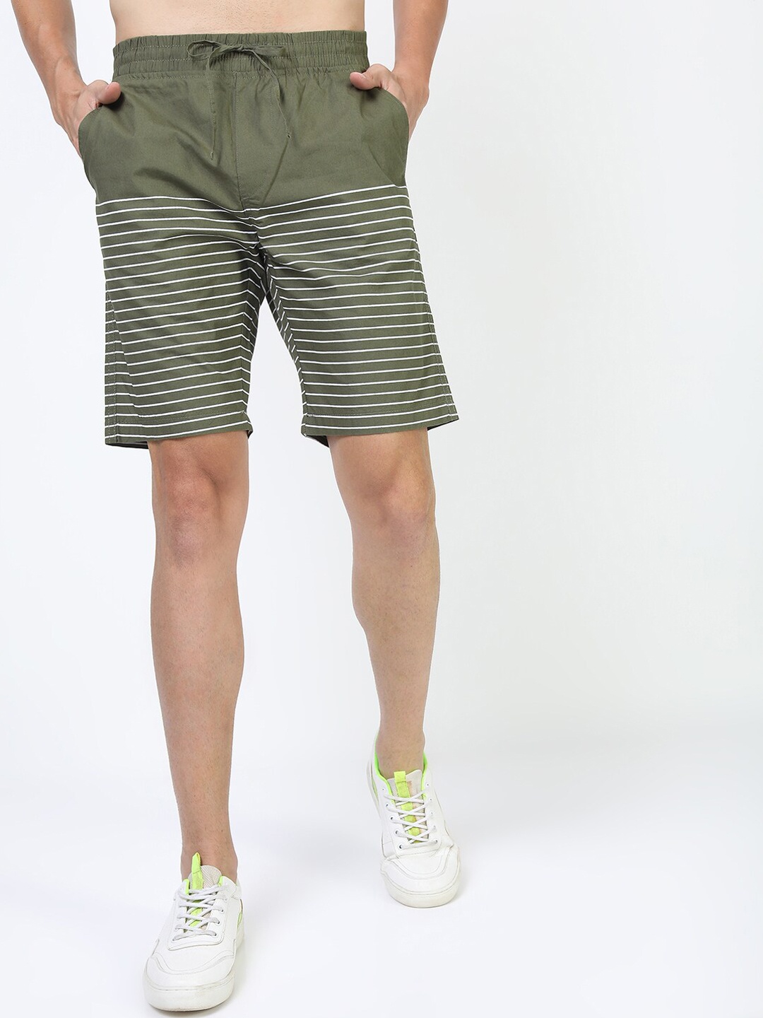 

HIGHLANDER Men Green Striped Slim Fit Shorts