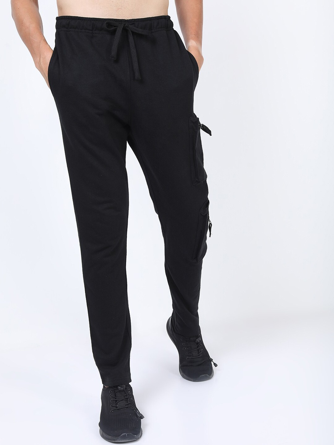 

HIGHLANDER Men Black Solid Slim-Fit Track Pants