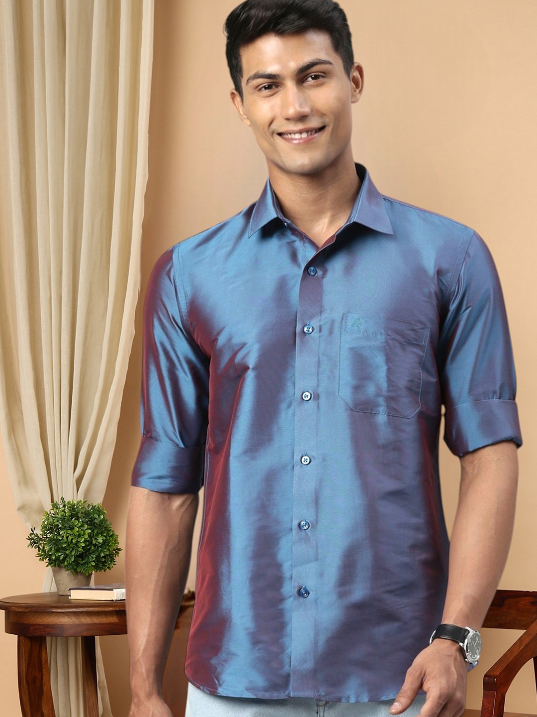 

TATTVA Men Blue Slim Fit Casual Shirt