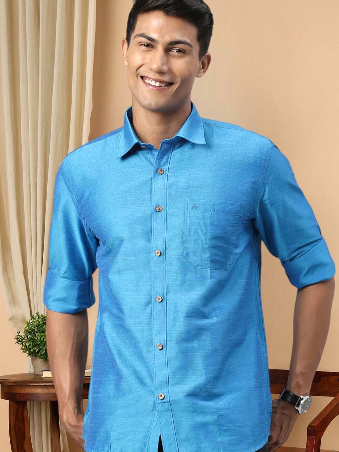 

TATTVA Men Blue Slim Fit Casual Shirt