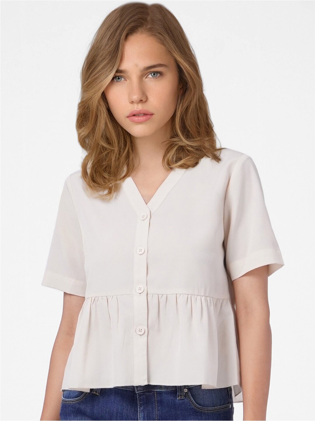 

ONLY Off White Shirt Style Top