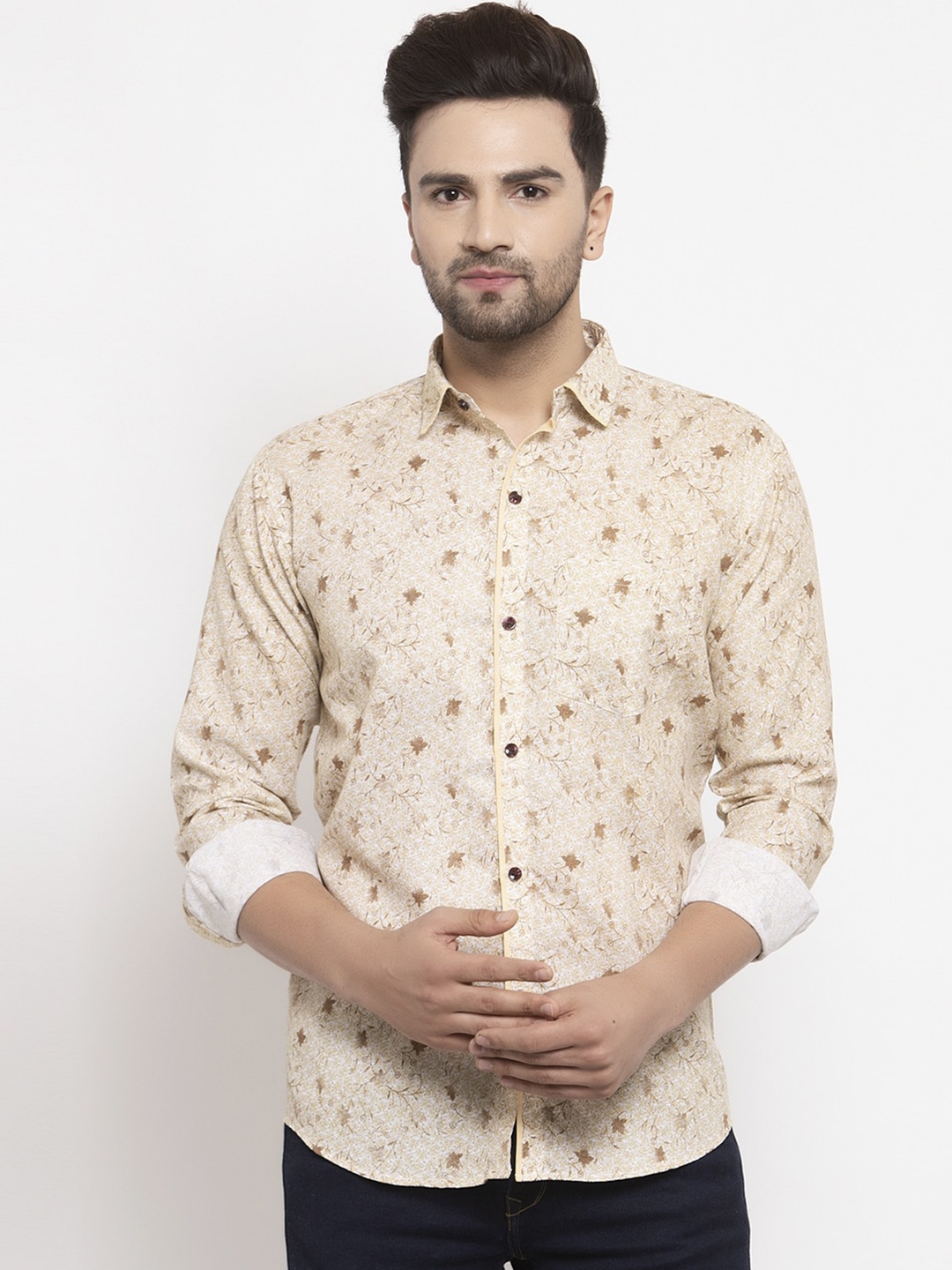 

KLOTTHE Men Beige Floral Printed Casual Shirt
