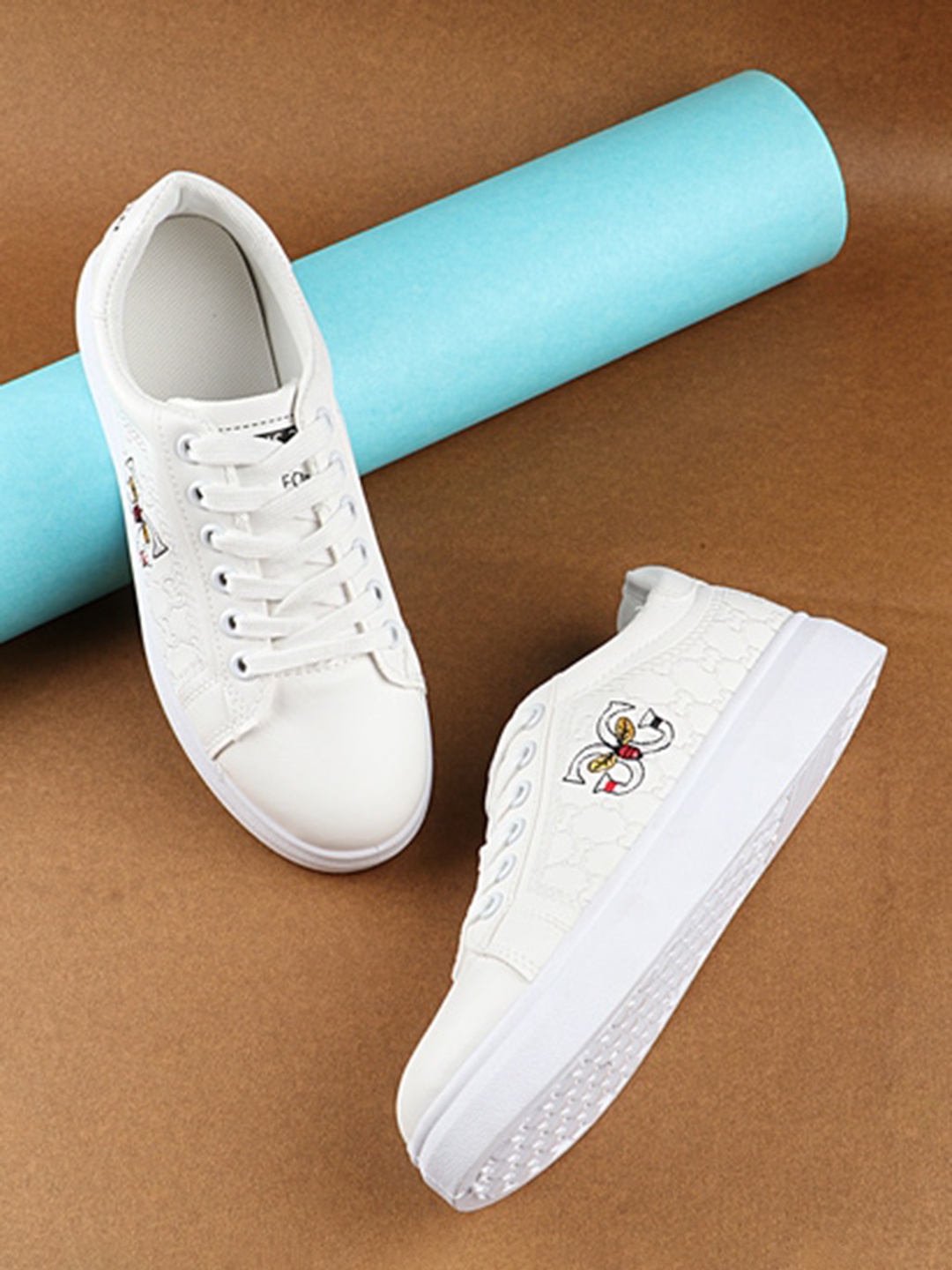 

THE WHITE POLE Women White Solid Lightweight Sneakers