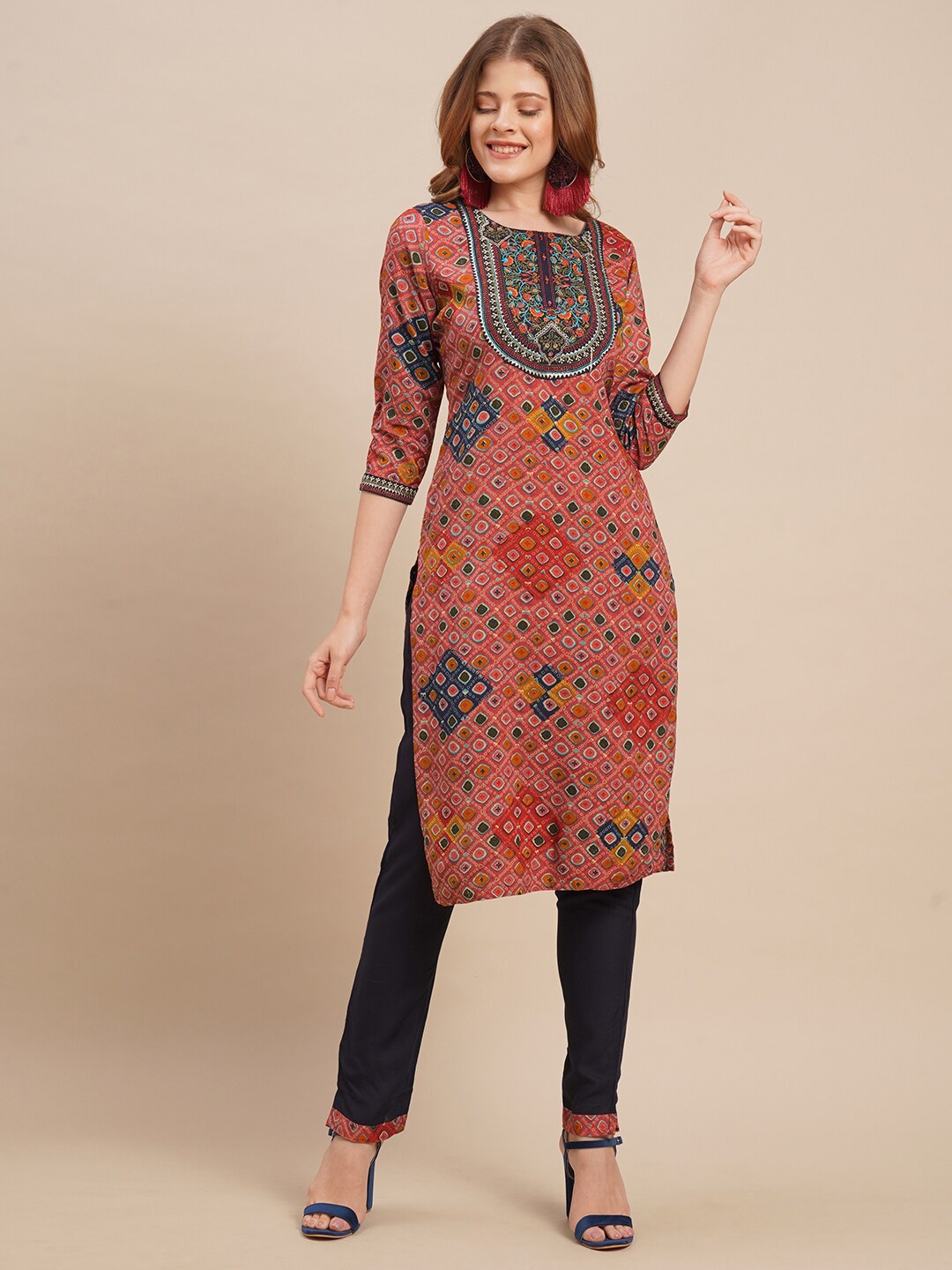 

FASHOR Women Pink Floral Printed Regular Kurti with Trousers & With Dupatta