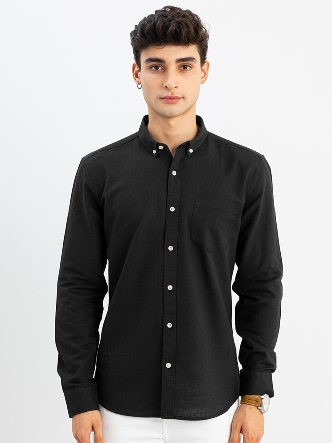 

Snitch Men Black Custom Slim Fit Casual Shirt