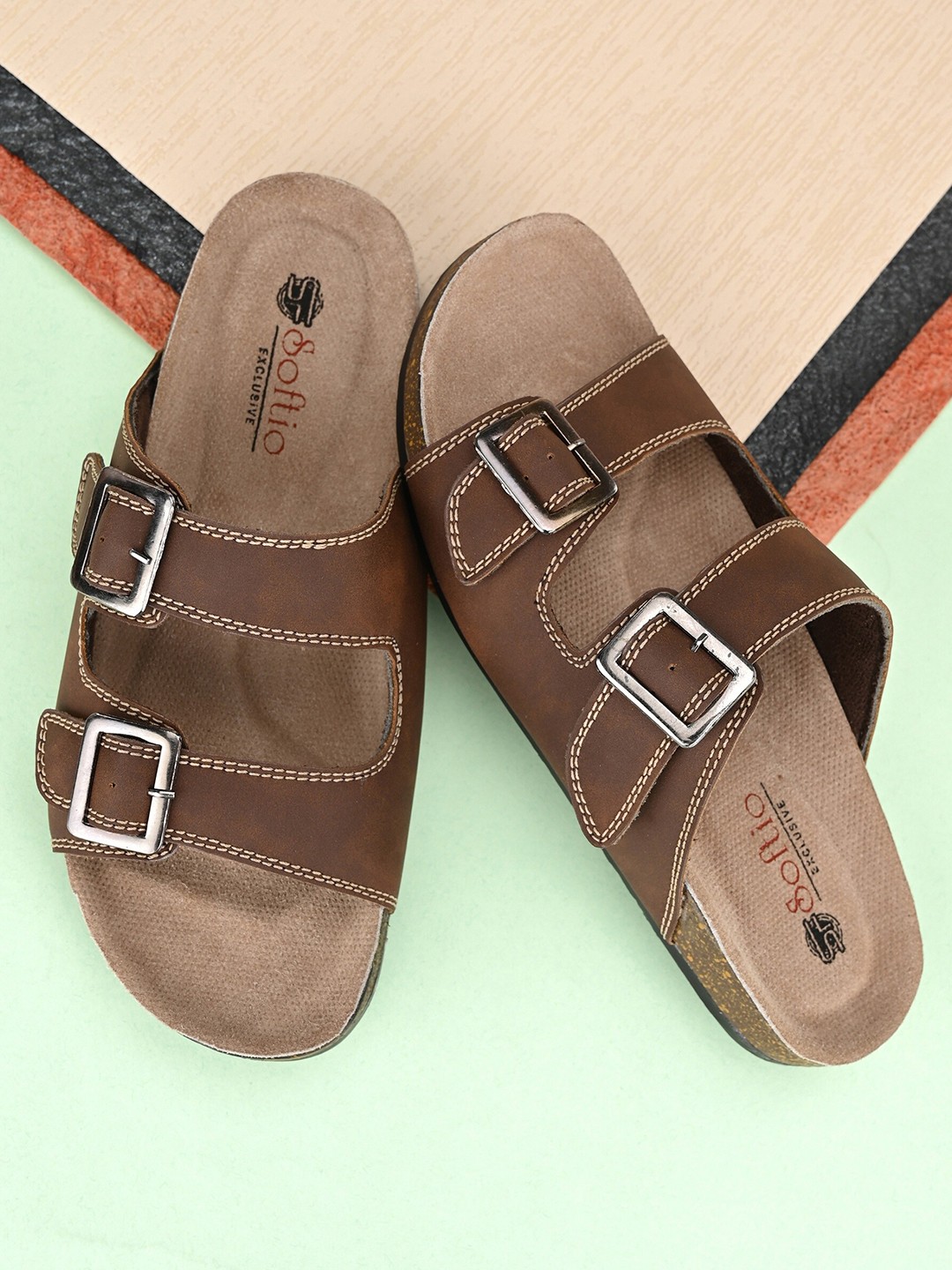 

SOFTIO Men Brown Comfort Sandals